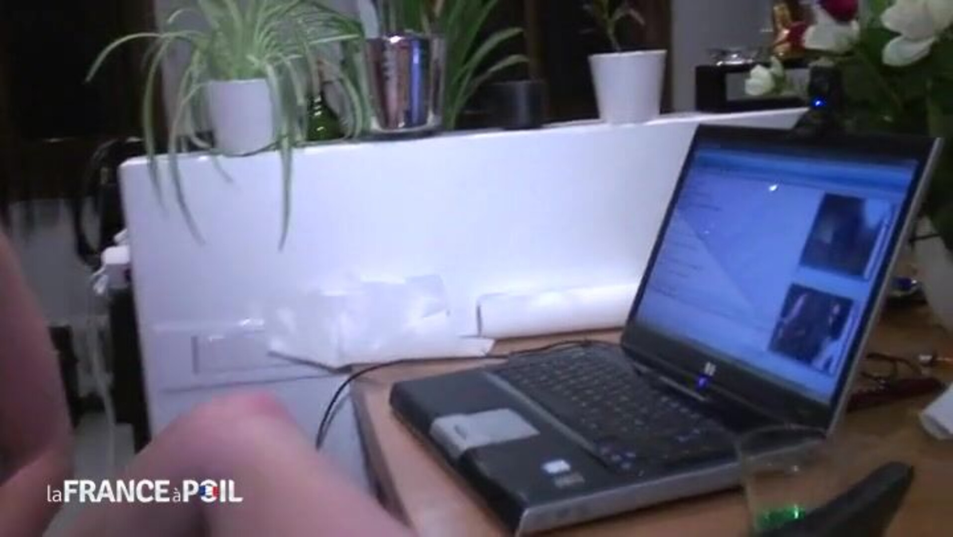 Alix Files French Porn Star Shows Her Biggest Fan Her Anal Fisting Over Webcam - milf - mature - big ass - blowjob