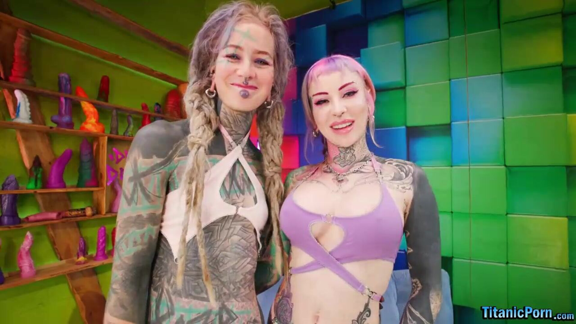 Anuskatzz And Kellie Panther Lesbian Fun - lesbian - blonde - pink hair - european - tattoos - big ass - curvy - pawg - stockings - big tits