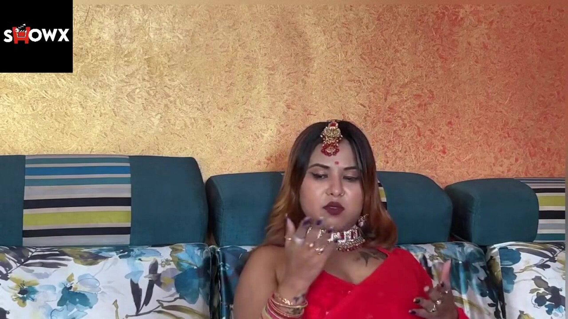 Banana Bhabhi Season 01 Episode 01 (2023) ShowX Hindi Hot Short Film - sapnasappu - tinanandy - tinadutta - sucharitabhattacharya - alkaraj - zoyarathore - kajalchauhan - jyotimishra - anmolkhan - fet