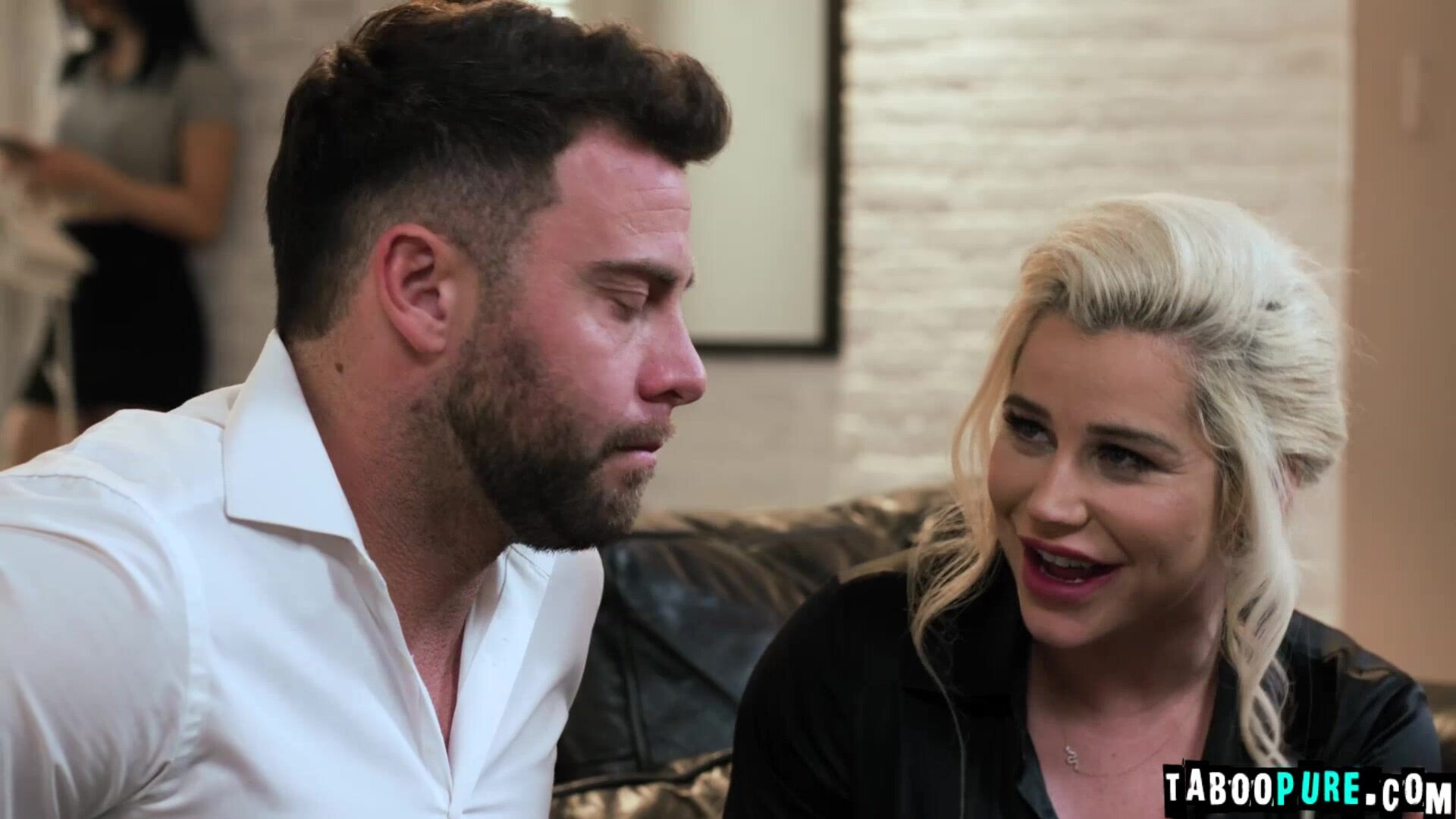 Couple Seth and Spencer threesome sex with Jazmin Luv - blonde - big tits - threesome - natural tits - fingering - milf - tattoos - facesitting - blowjob - deepthroat