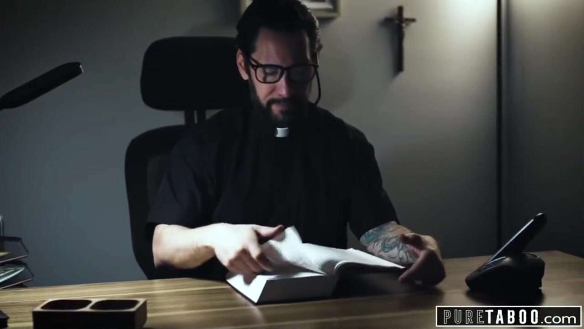 Eliza Seduces Priest During Intervention With Eliza Eves - big ass - big tits - blowjob - sex - fuck