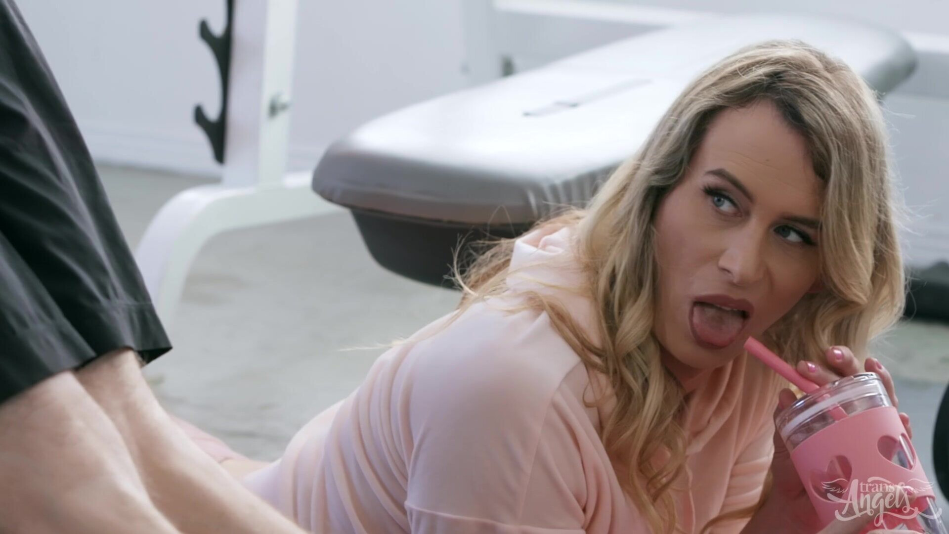 Fitness Junkie Nikki Vicious Wants a Hard Anal Workout From Personal Trainer - anal - doggy - babe - bwc - hardcore - cum shot - bareback - balls deep - dick sucking - missionary
