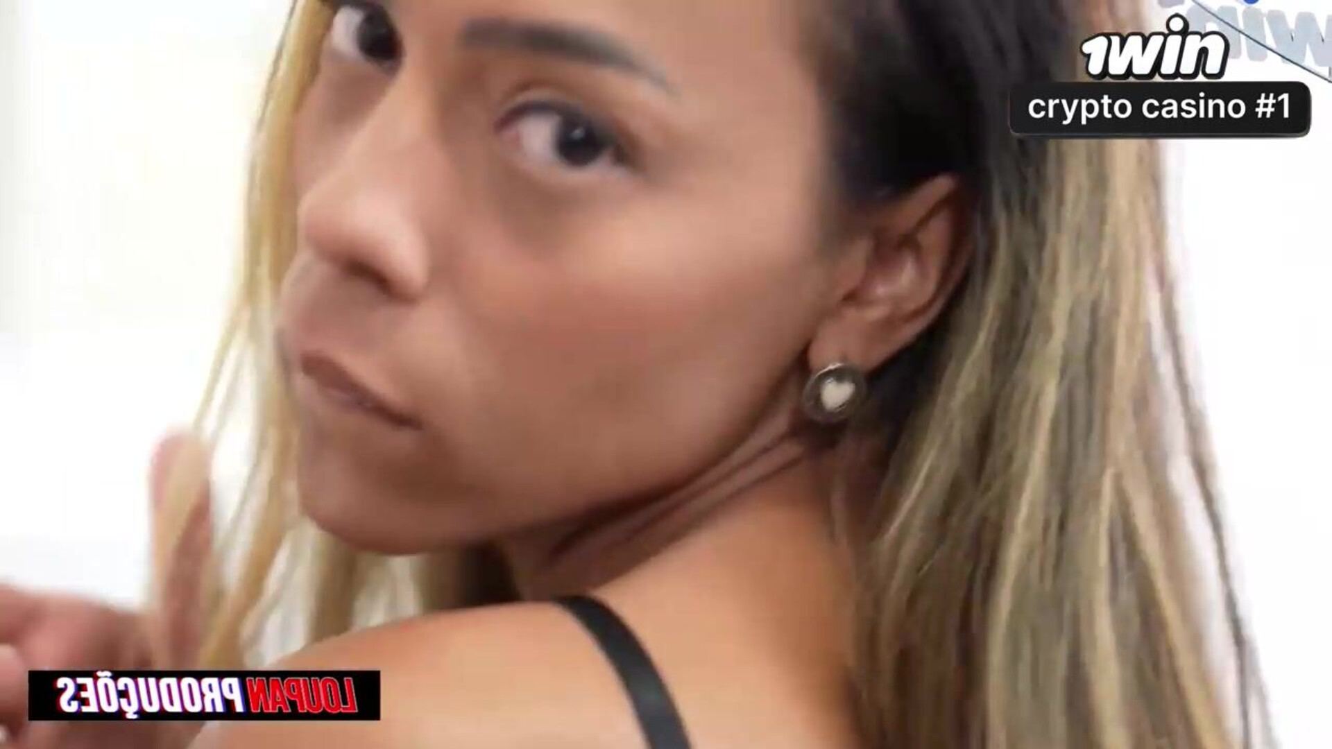 Franciele Gomes exibe sua performance ardente em cena ass fuck intensa e marcante da - mulheres tatuadas - porn - boquete - porno hd - clit rubbing - dripping creampie - morena - homemade - rabudas - brasileiras