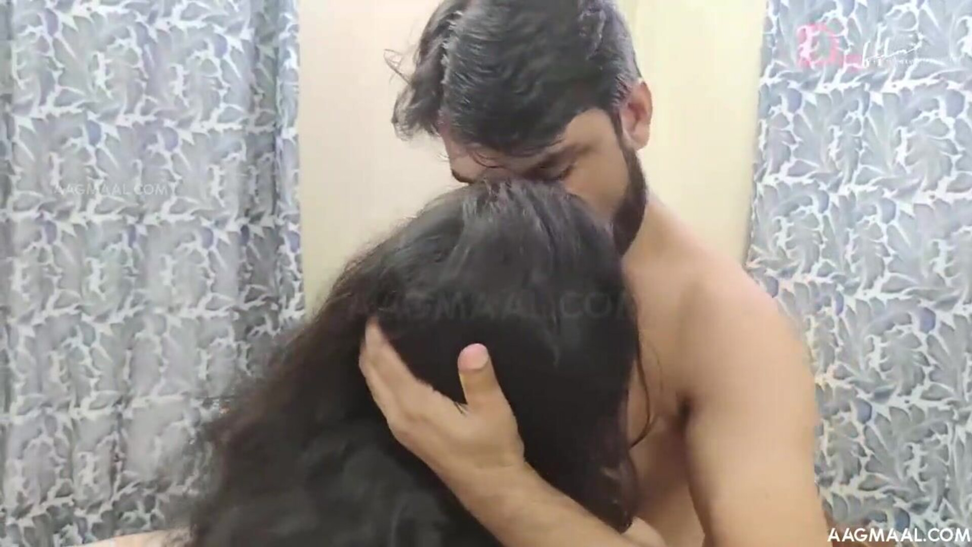 Husband Friend Uncut (2022) DiGiFilm Hindi Hot Short Film - ritupandey - prajaktajahagirdar - neelam - sapnasappu - bhargavidebi - bhargavidevi - tinanandy - tinadutta - sucharitabhattacharya - alkara