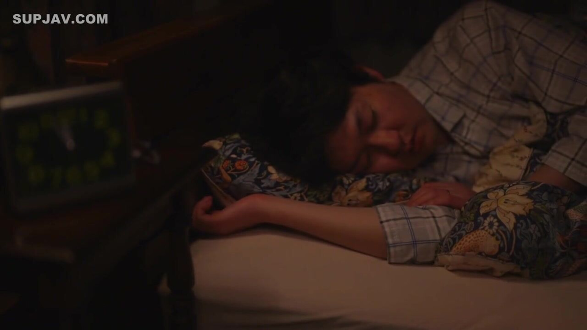 Japonese Wife Works Hard At Having Creampie Sex With Her Father in law - japonese - asian - mature