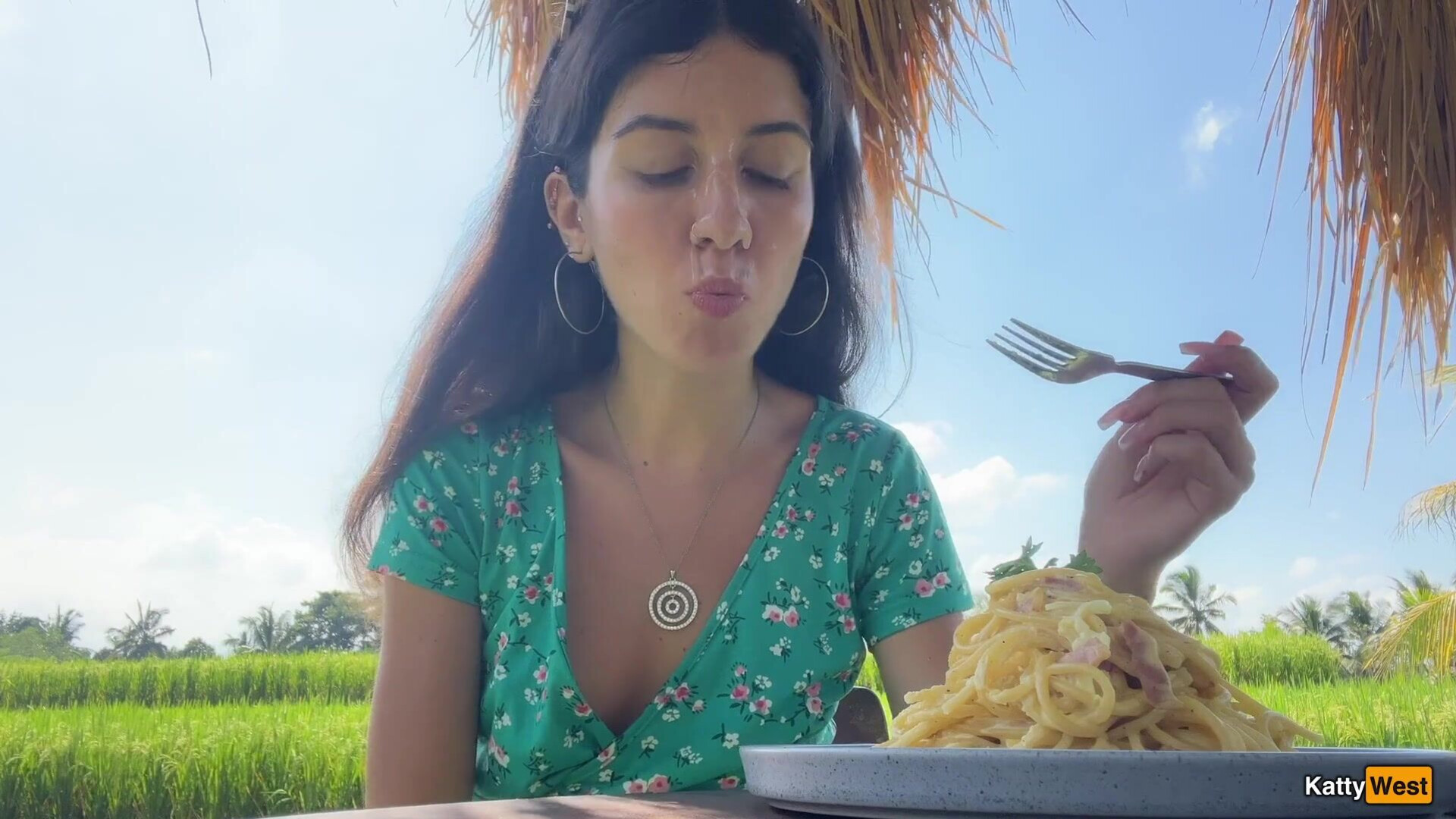 Katty West Public Cumwalk in Cafe , Eating Pasta Carbonara with Sperm on Face - katty west - public cumwalk in cafe - eating pasta carbonara with sperm on face