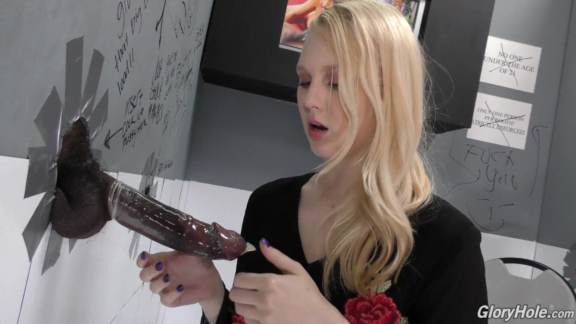 L1LY R4D3R - babe - blonde - bigass