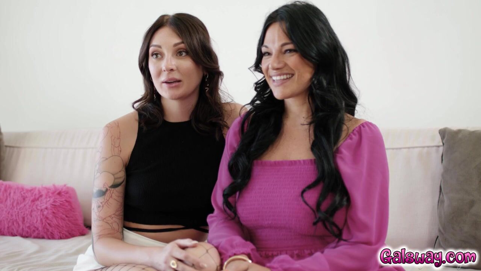 Lesbian visits turned into foursome awesome sex - girlsway - brunette - big tits - natural tits - fingering - petite - hairy - facesitting - interracial - lesbian