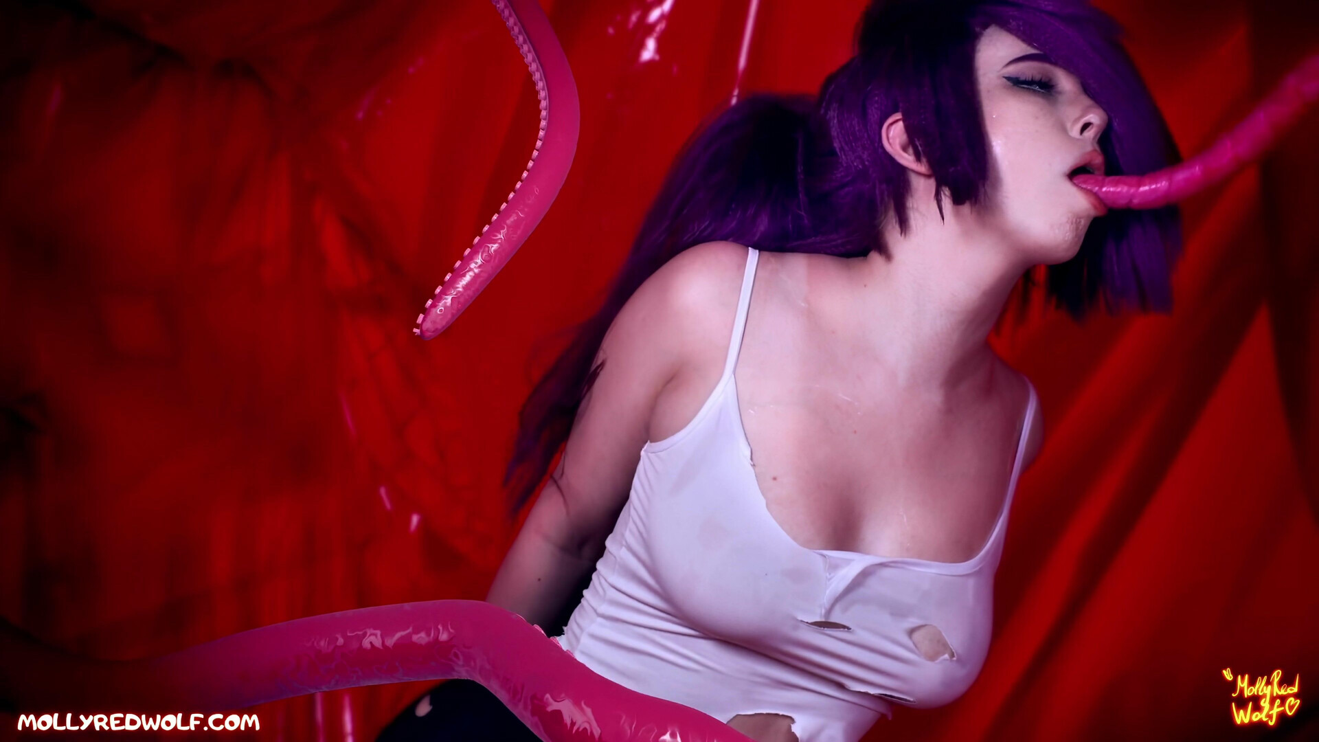 Mollyredwolf Futurama Leela Impregnated By Alien With Tentacles - 4k porn - amateur - fetish