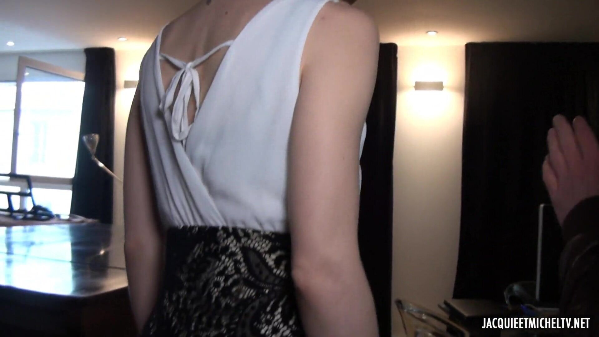 Sandrine Offers a little sexual escapade - milf - blowjob - big ass