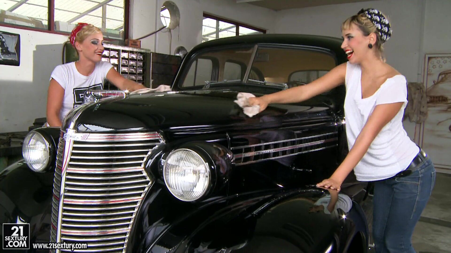Sandy Kathia Nobili Aleska Diamond Automobile lez threesome - sandy - kathia - nobili - aleska - diamond - automobile - lez - threesome