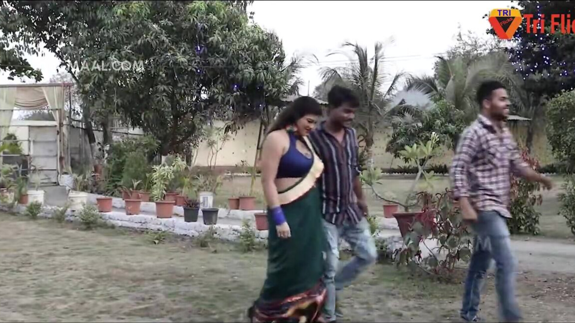 Seema Bhabhi Uncut (2023) TriFlicks Hindi Short Film - sapnasappu - tinanandy - tinadutta - sucharitabhattacharya - alkaraj - pihusingh - zoyarathore - kajalchauhan - jyotimishra - anmolkhan