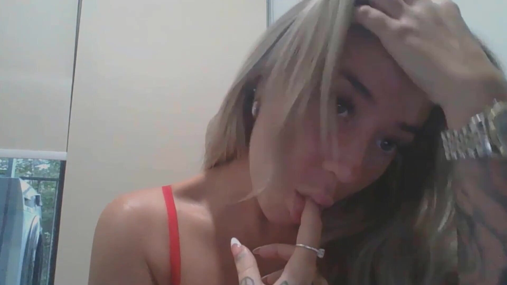 getting pussy contractions live - housewiveshd - blonde - hot - sexy - big tits - orgasm - pierced clit - piercing - tattoo - oil