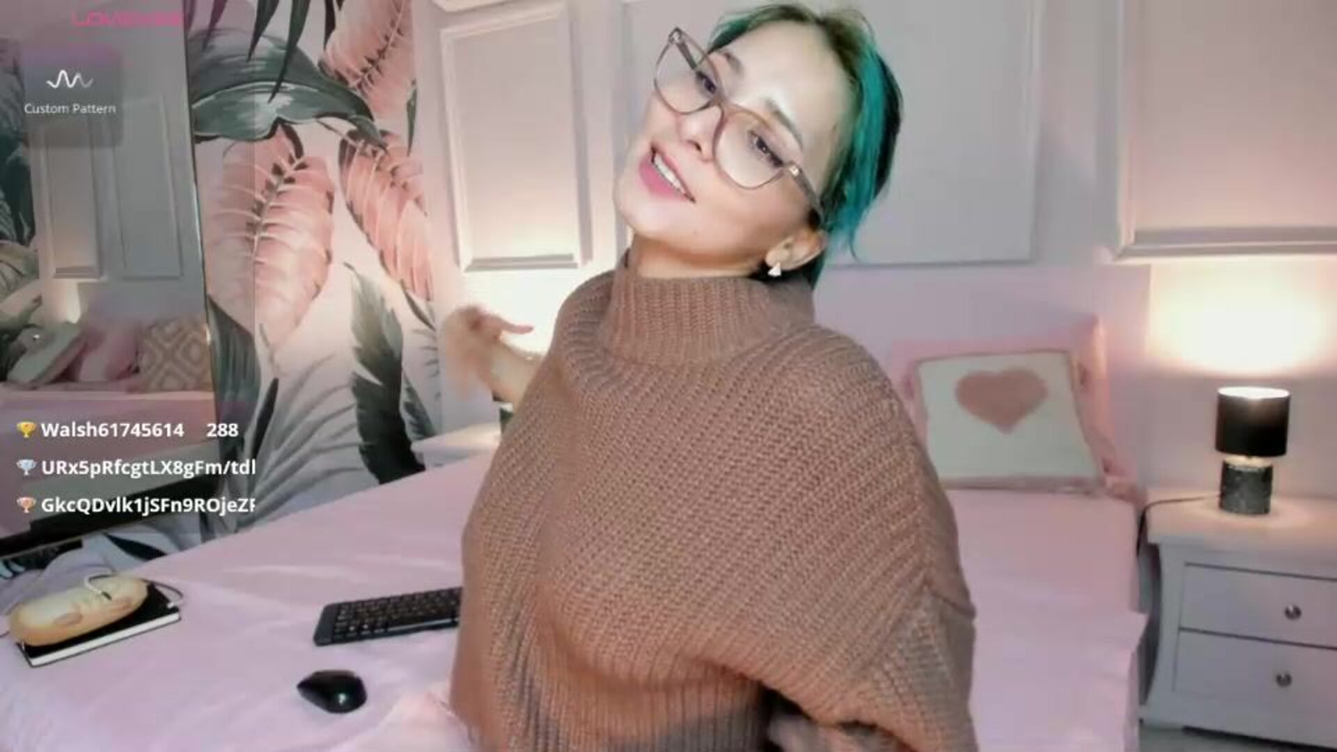ramonaa gold 2025 12 11 21h12m38s - webcam