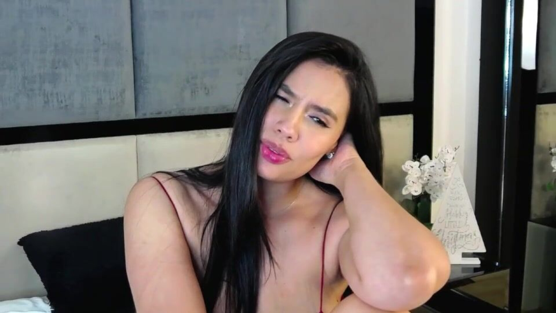 tamaraklose 2025 12 02 01h17m32s - webcam