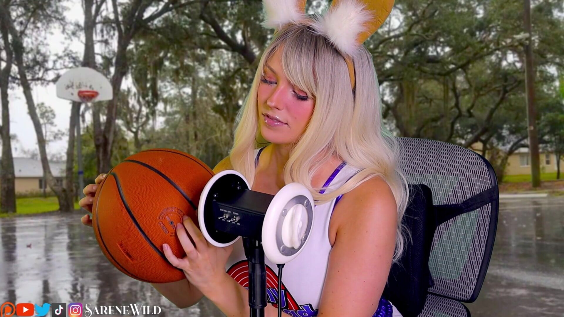 ASMR Looney Tunes Lola Bunny v3 SareneWild - asmr