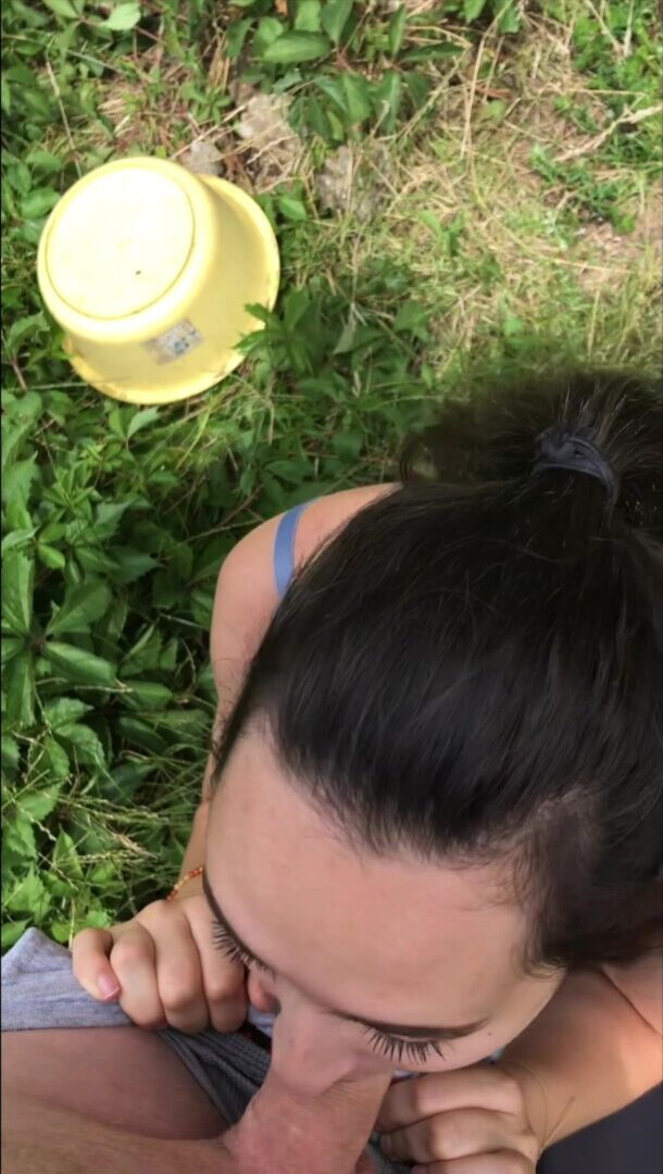 Alexia Preggo Public BJ - pov