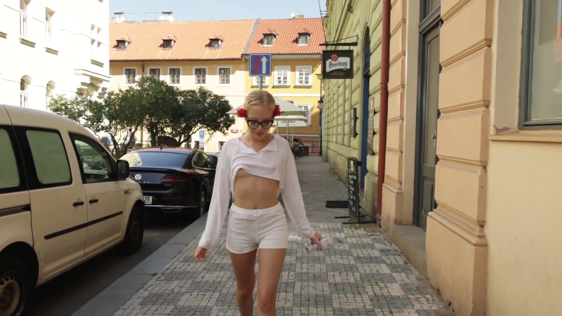 Bella Spark aka Emma White Isabel Dolcè Emma In White In Public - teen - babe