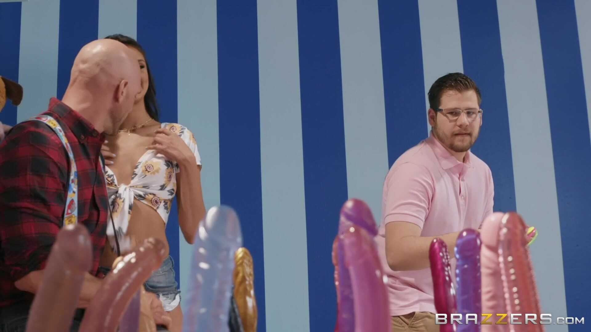 Eliza Ibarra Cucked At The Carnival - teen - latina - hardcore