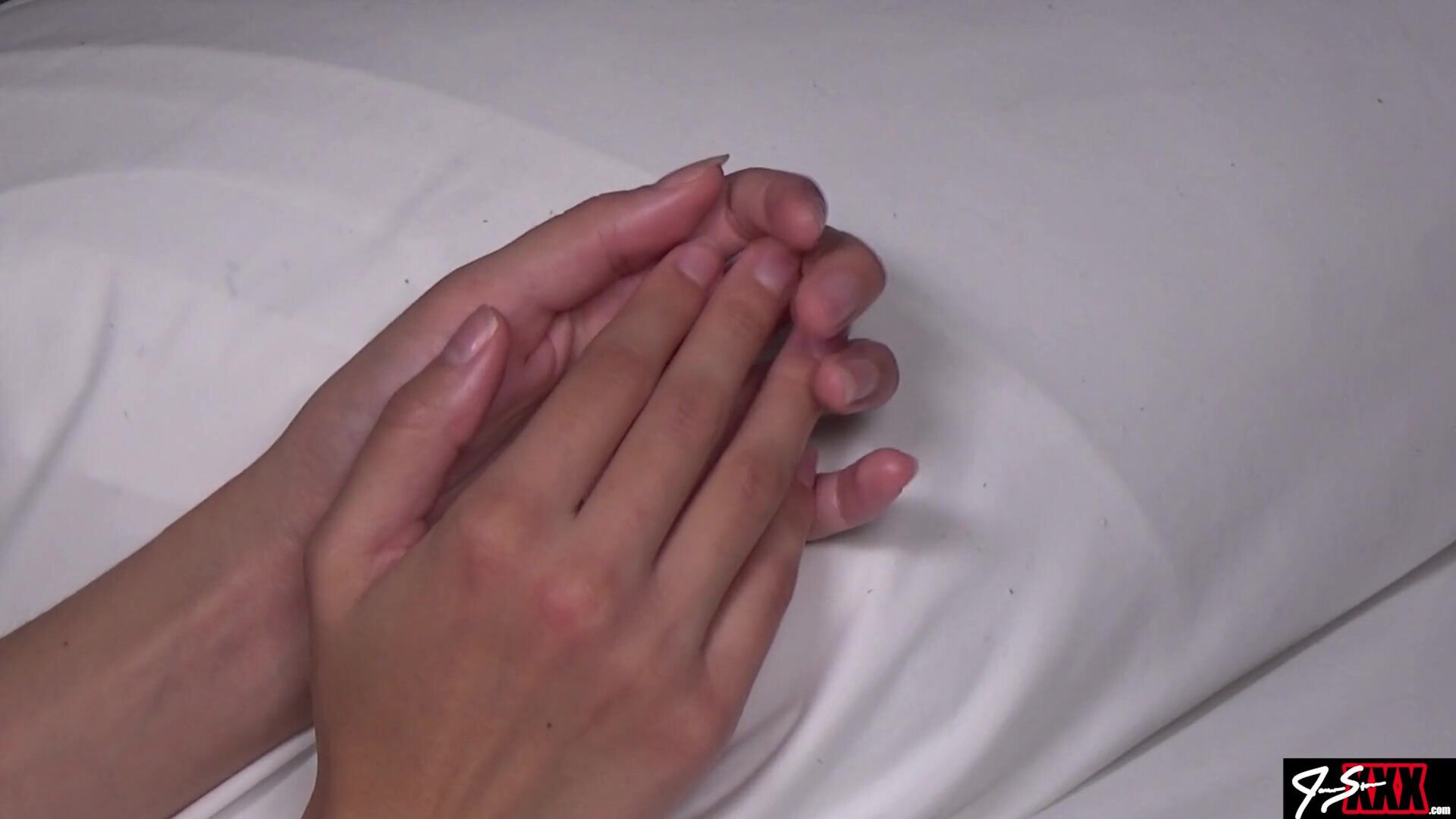 Jamie Stone Fetishes Her Hands And Natural Fingernails - pov - hardcore - handjob