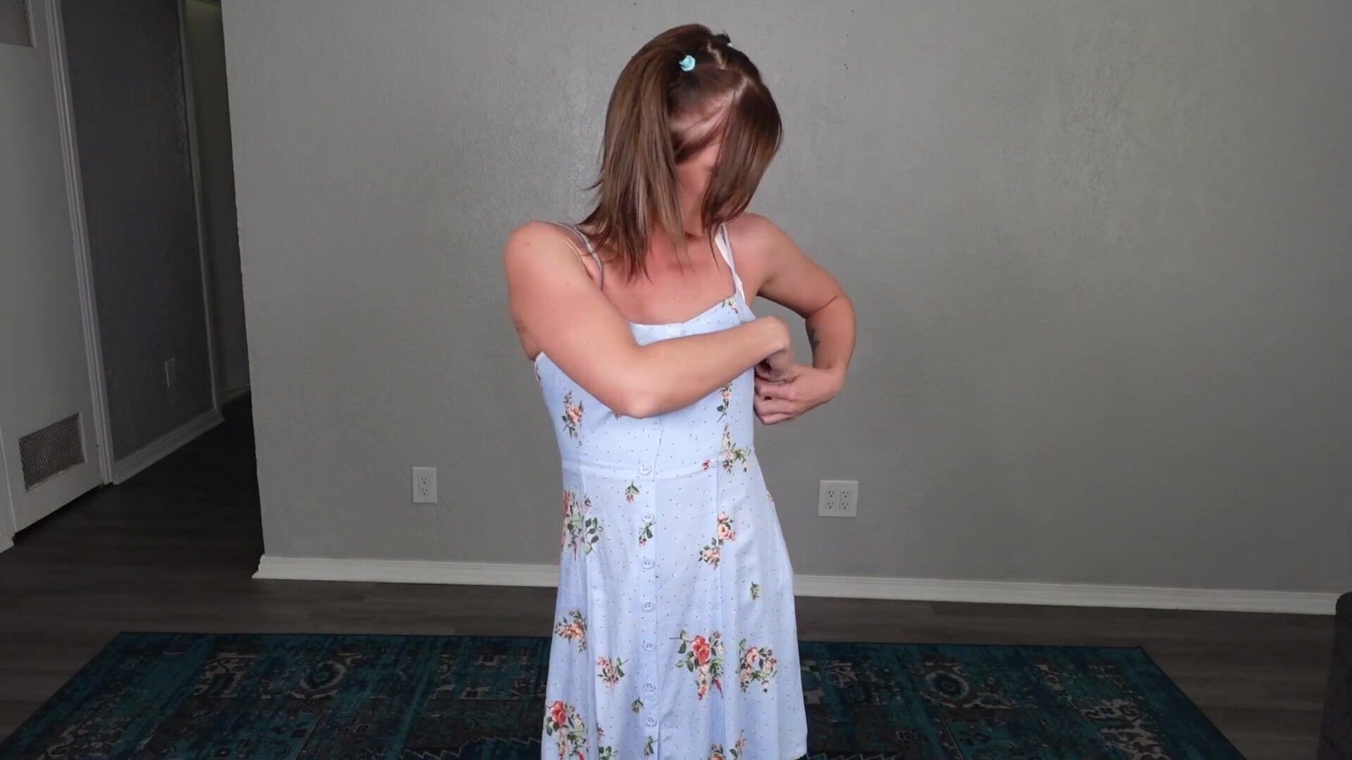 Jeccajacobs Neighbor Gets More Than She Asked For - amateur - solo - toys