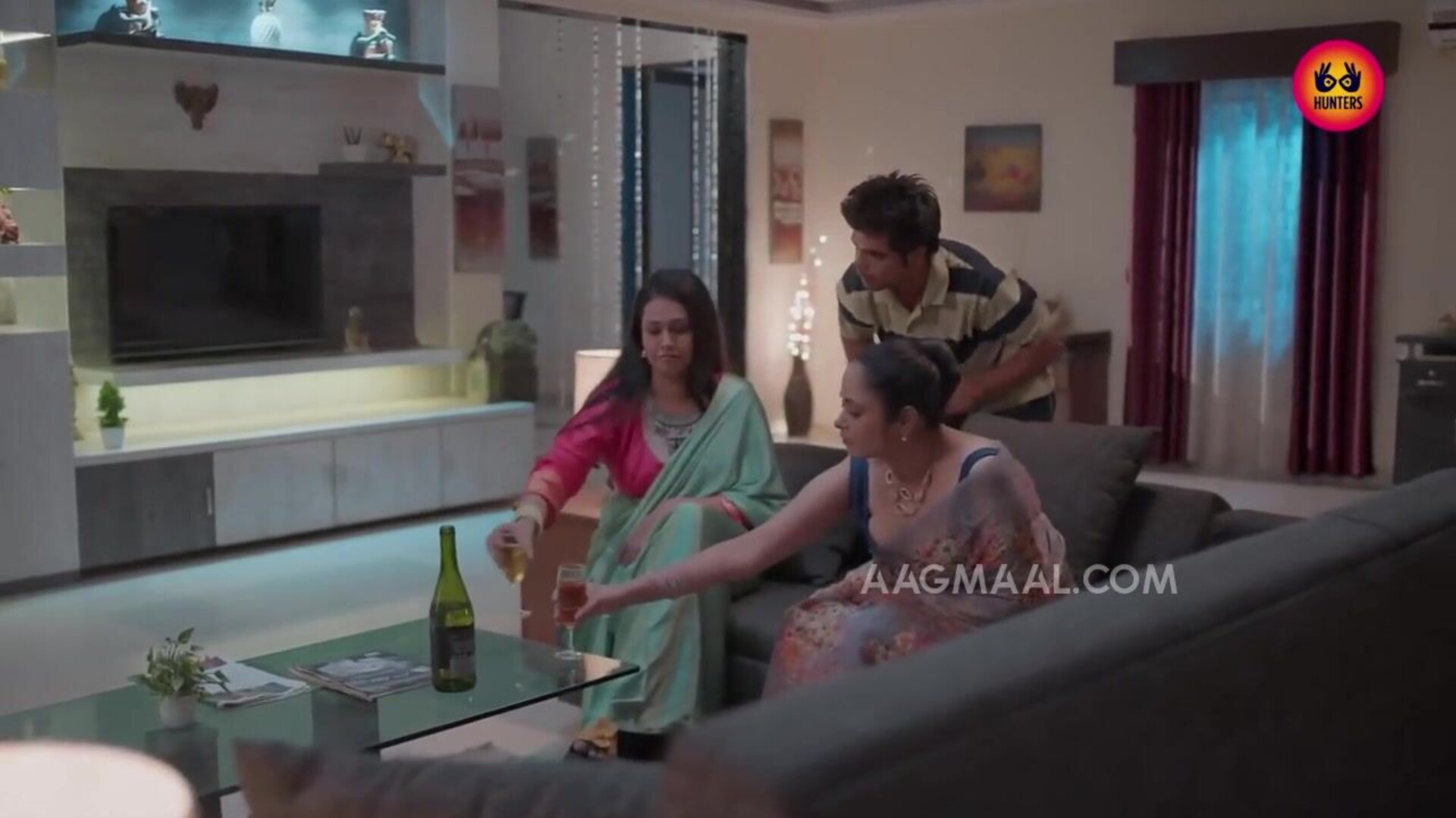 Sauteli Season 01 Episode 05 (2023) HuntersApp Hindi Hot Web Series - sapnasappu - tinanandy - tinadutta - sucharitabhattacharya - zoyarathore - kajalchauhan - jyotimishra - anmolkhan - fetish - blowj