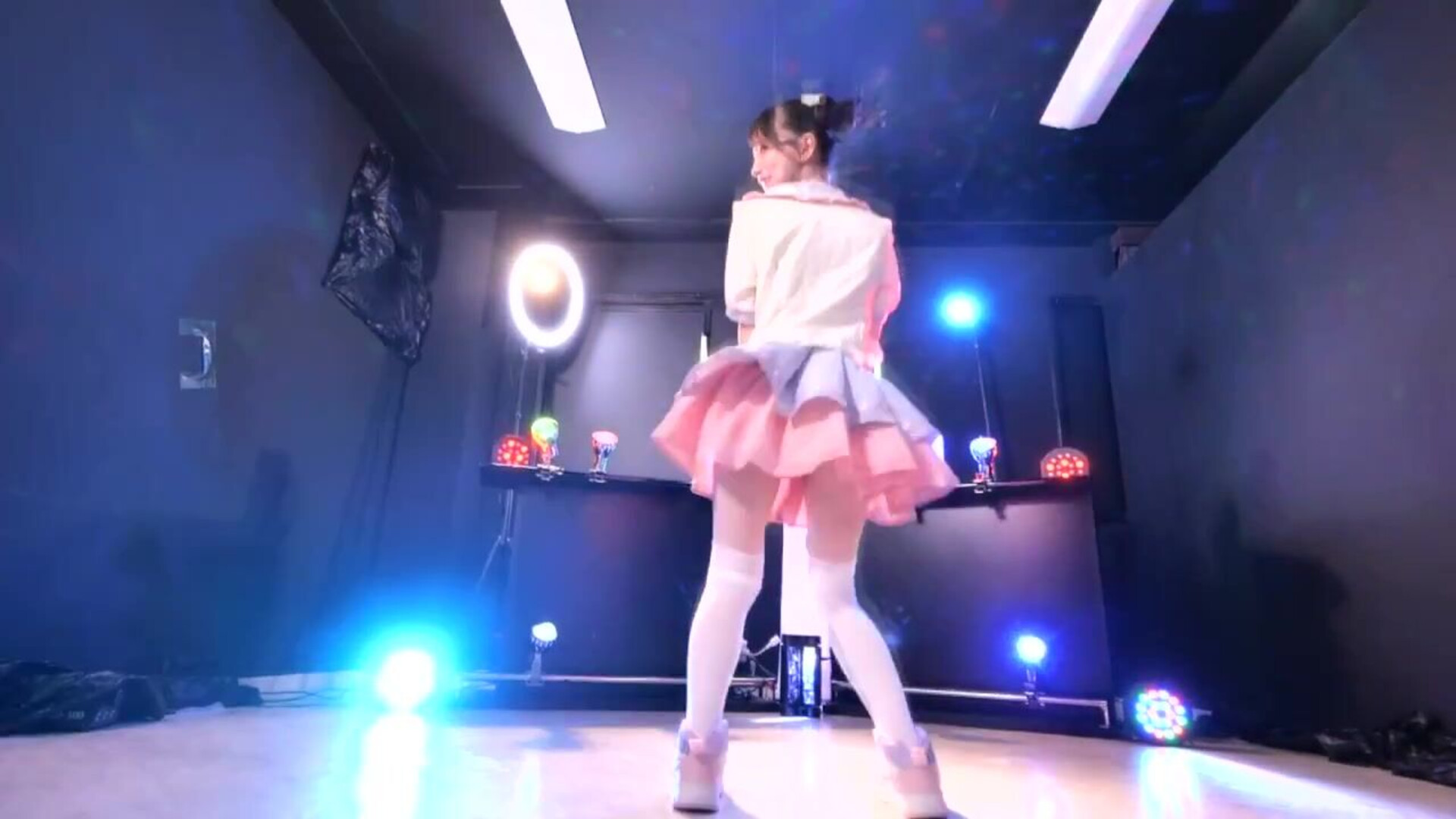 TENN 040 — DANCE FUCK IDOL Winter Ai Kine DANCE FUCK IDO - asian