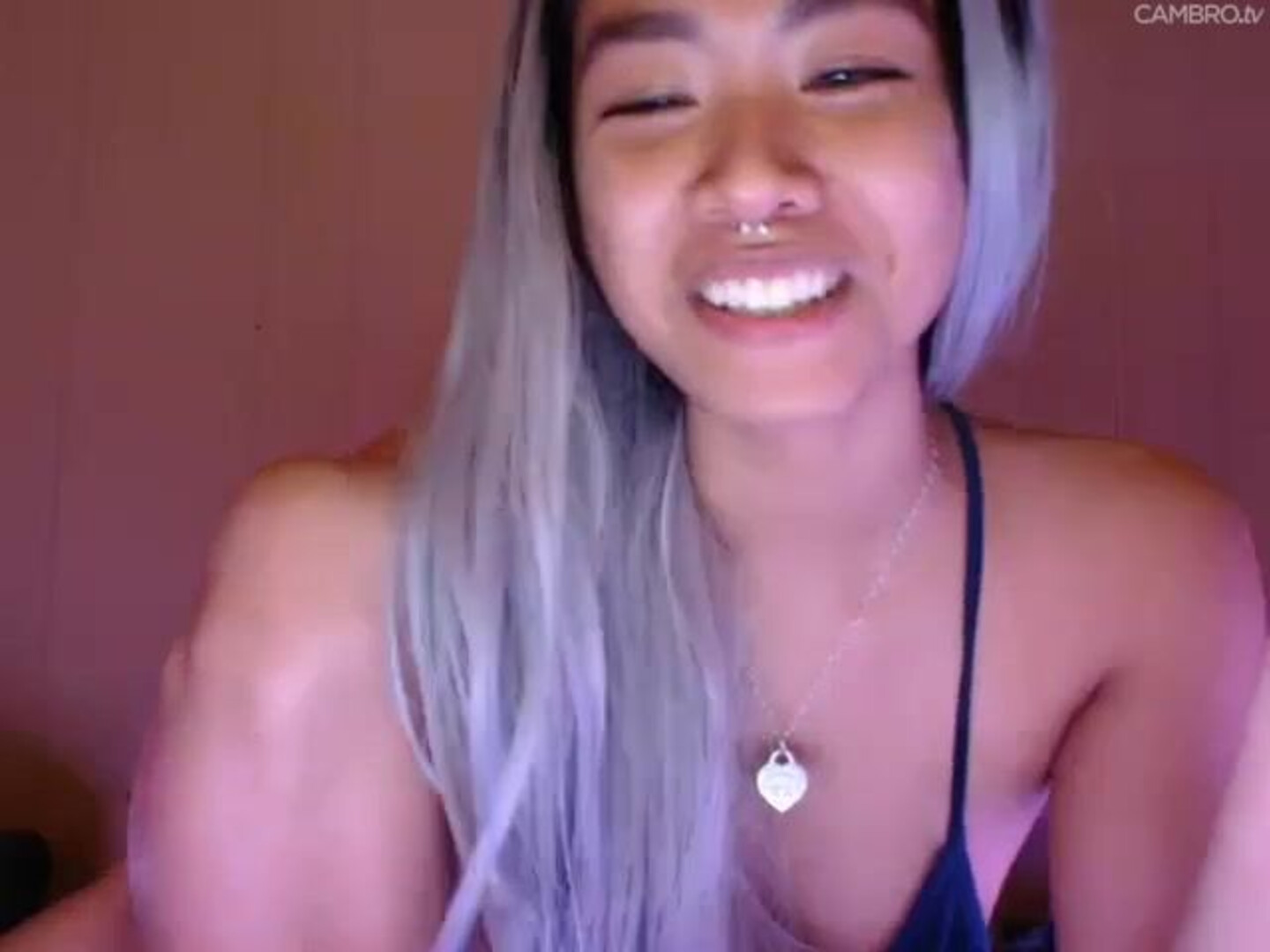 fruitythot Chaturbate Asian camwhore shows brown nipples, toying pussy - asian