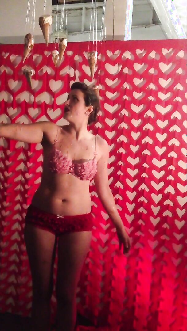 Helenas Cock Quest - My First Time Nude Being Artistic - ManyVids - milf - brunette - dirty talk - big tits - natural tits