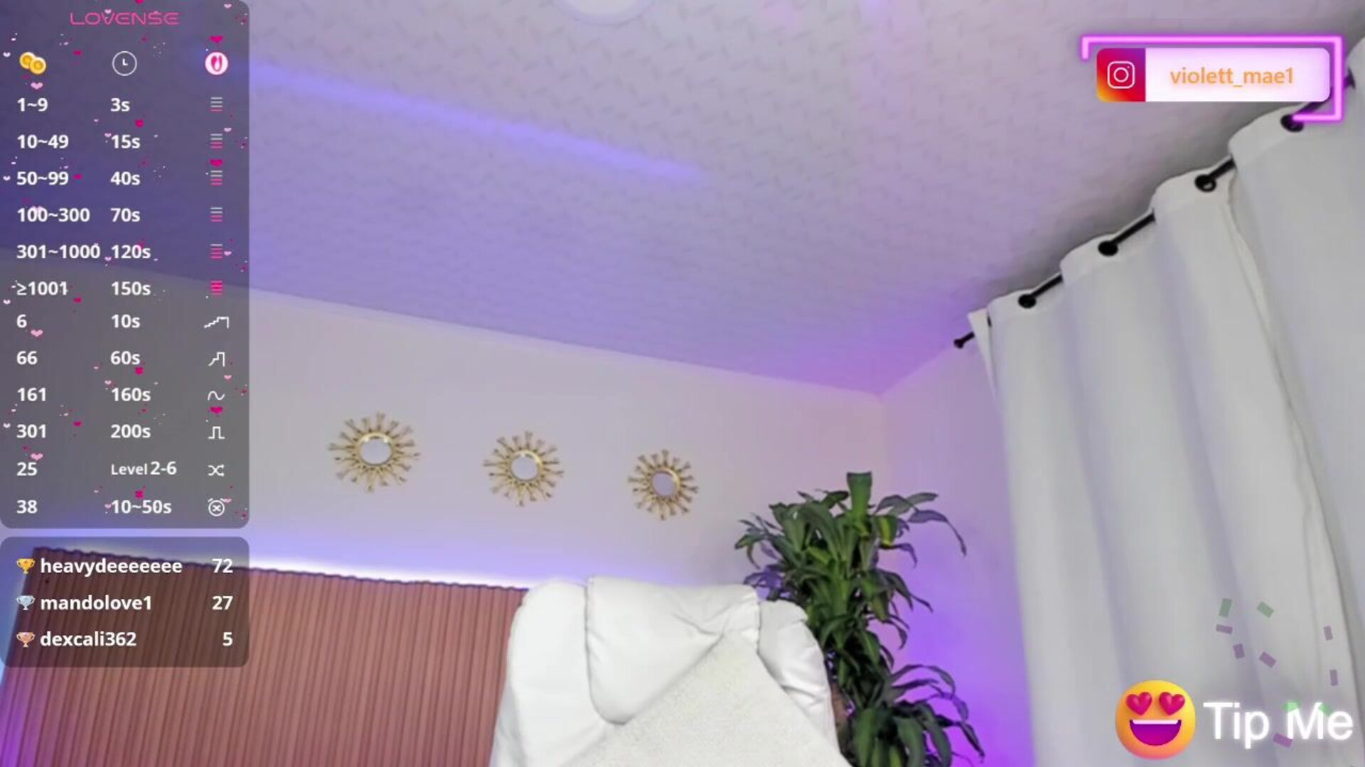 violett mae 2025 11 22 20h33m37s - webcam