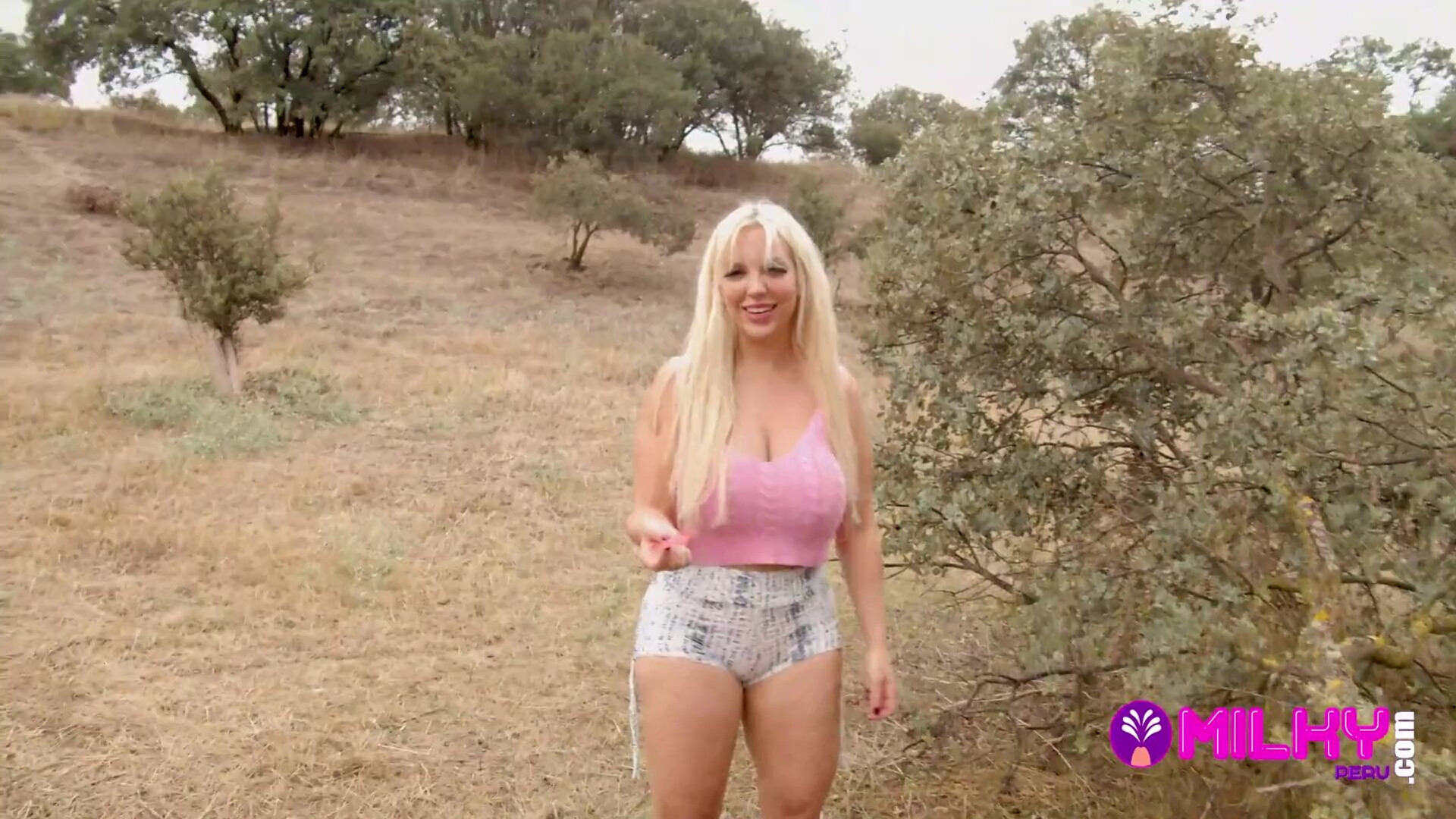 ßøn∂¡e ƒe55er - public - milf - big tits