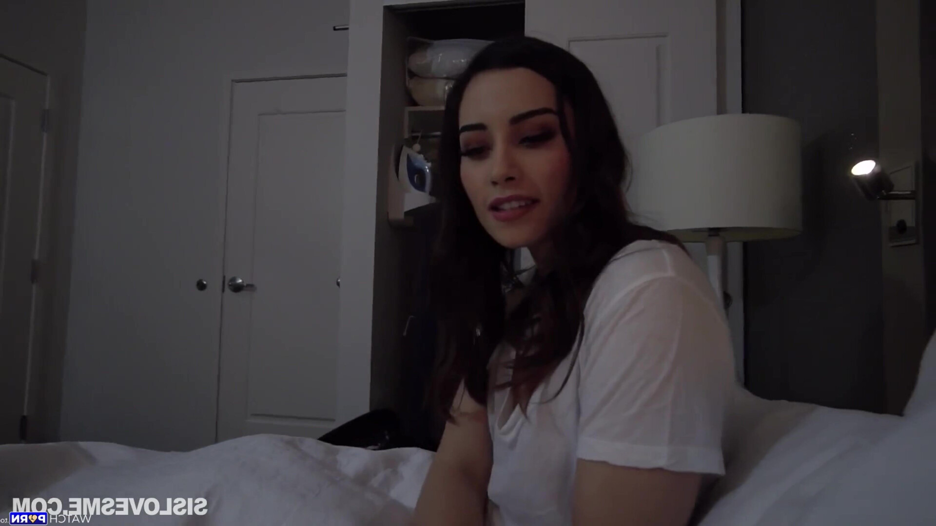Aria Sis 4K - aria - sis - 4k