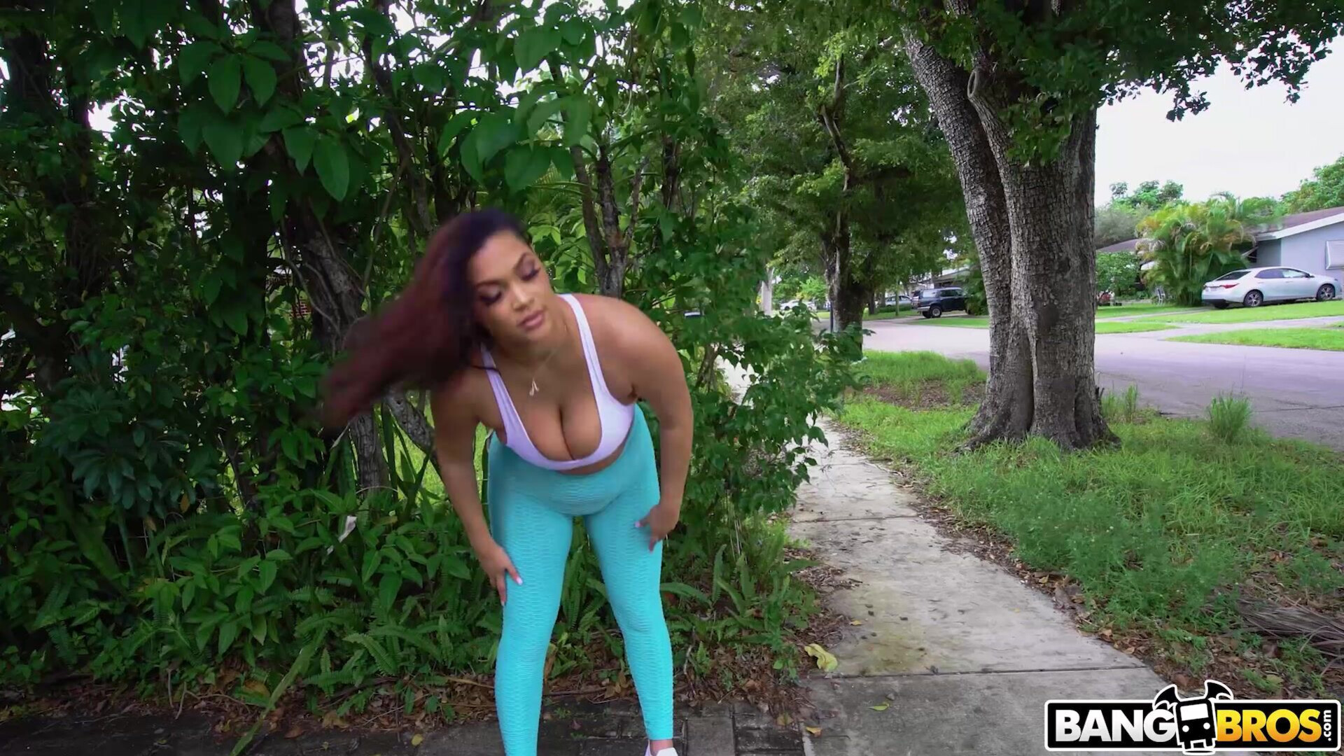 Ashlyn Peaks Sneaky Neighbor in HD - black