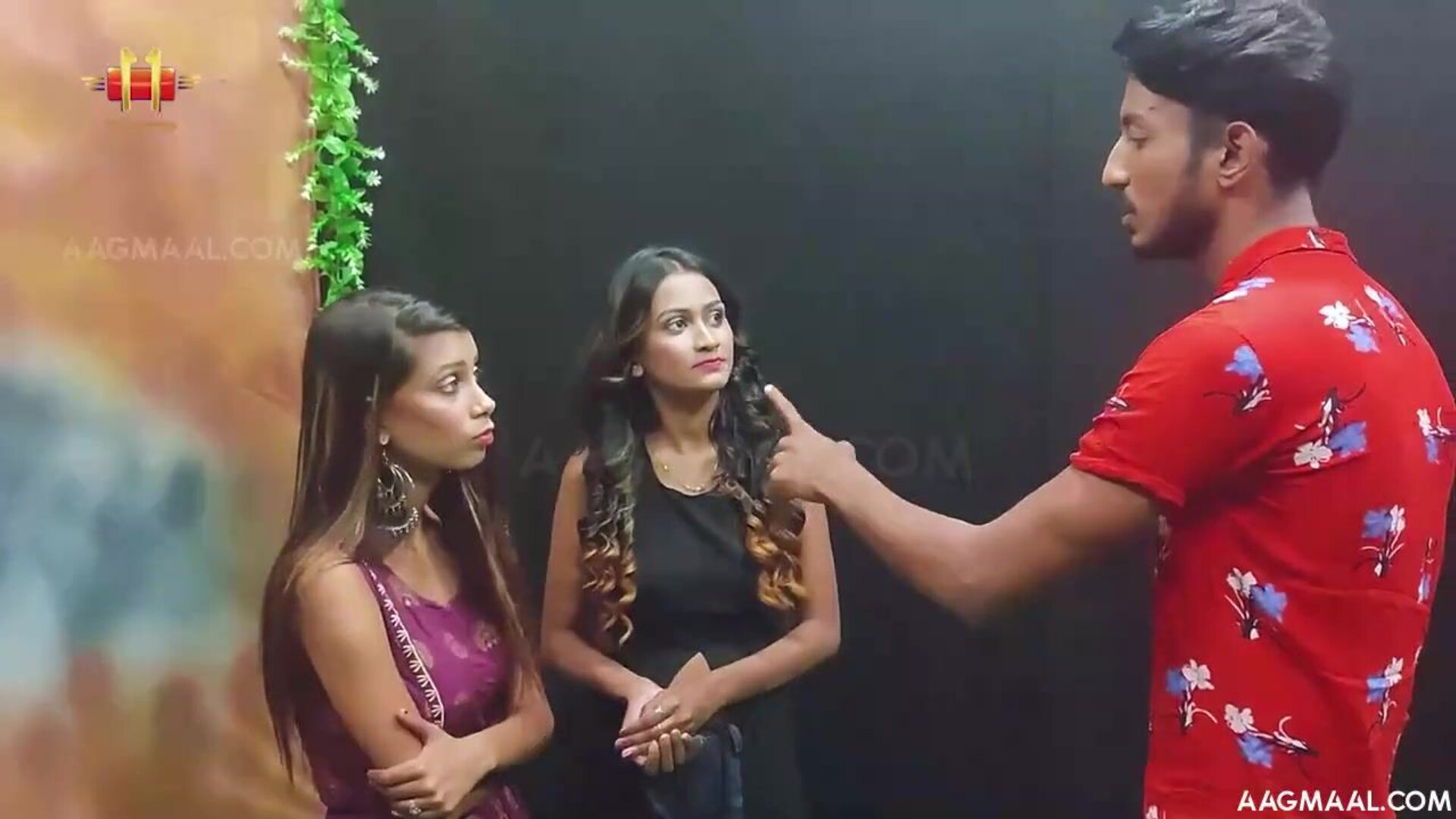 Cameraman Season 01 Episode 01 Uncut (2023) 11UpMovies Hindi Hot Web Series - olgasharova - sanandabanerjee - chandrimabanerjee - gargikhakhalary - priyagamre - bhartijha - leenasingh - prajaktajahagi