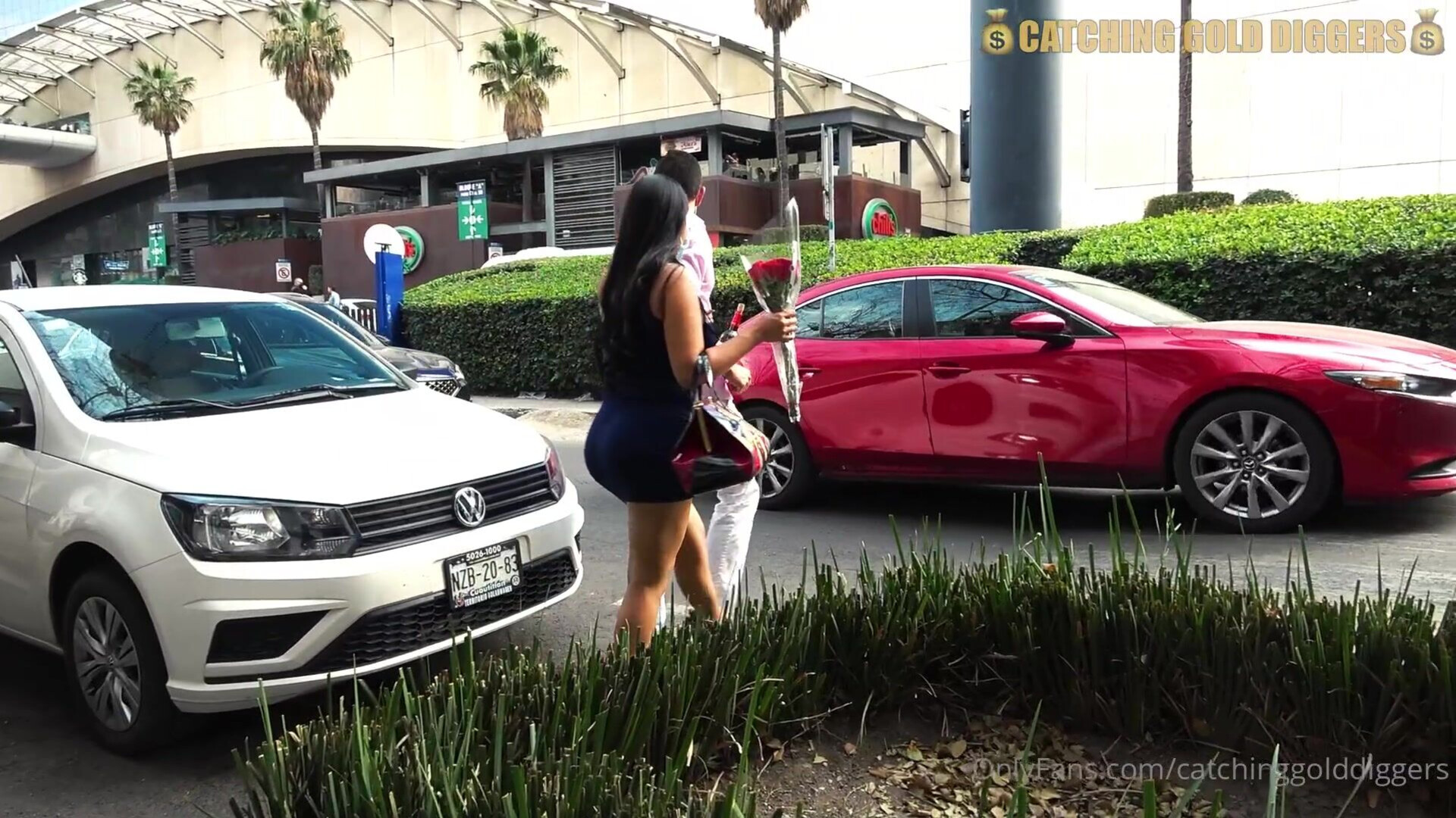 CatchingGoldDiggers Valentines Date with a Big Booty Mexican - latin - spanish - blowjob
