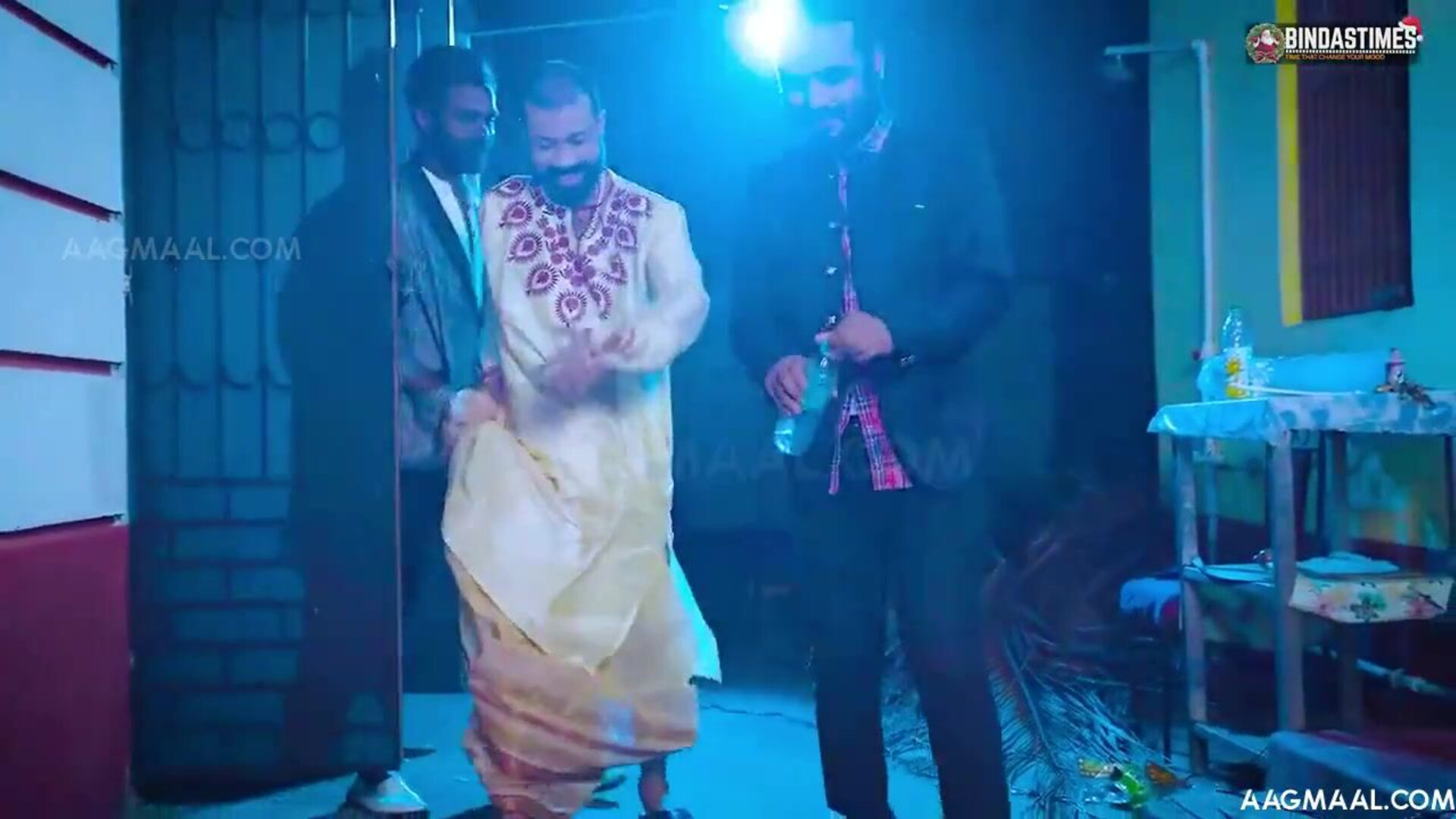 GangBang Suhagarat Uncut (2023) BindasTime Hindi Hot Short Film - sharonparmar - ritupandey - prajaktajahagirdar - nikitabhardwaj - nikkuverma - sofiyashaikh - neelam - sapnasappu - bhargavidebi - bhargavidevi