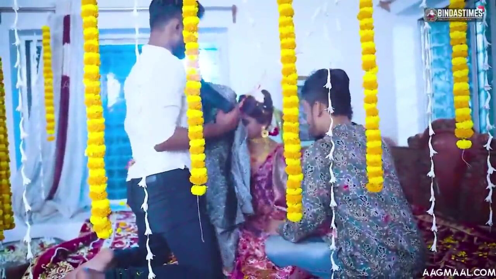 GangBang Suhagarat Uncut (2023) BindasTime Hindi Hot Short Film - sharonparmar - ritupandey - prajaktajahagirdar - nikitabhardwaj - nikkuverma - sofiyashaikh - neelam - sapnasappu - bhargavidebi - bhargavidevi