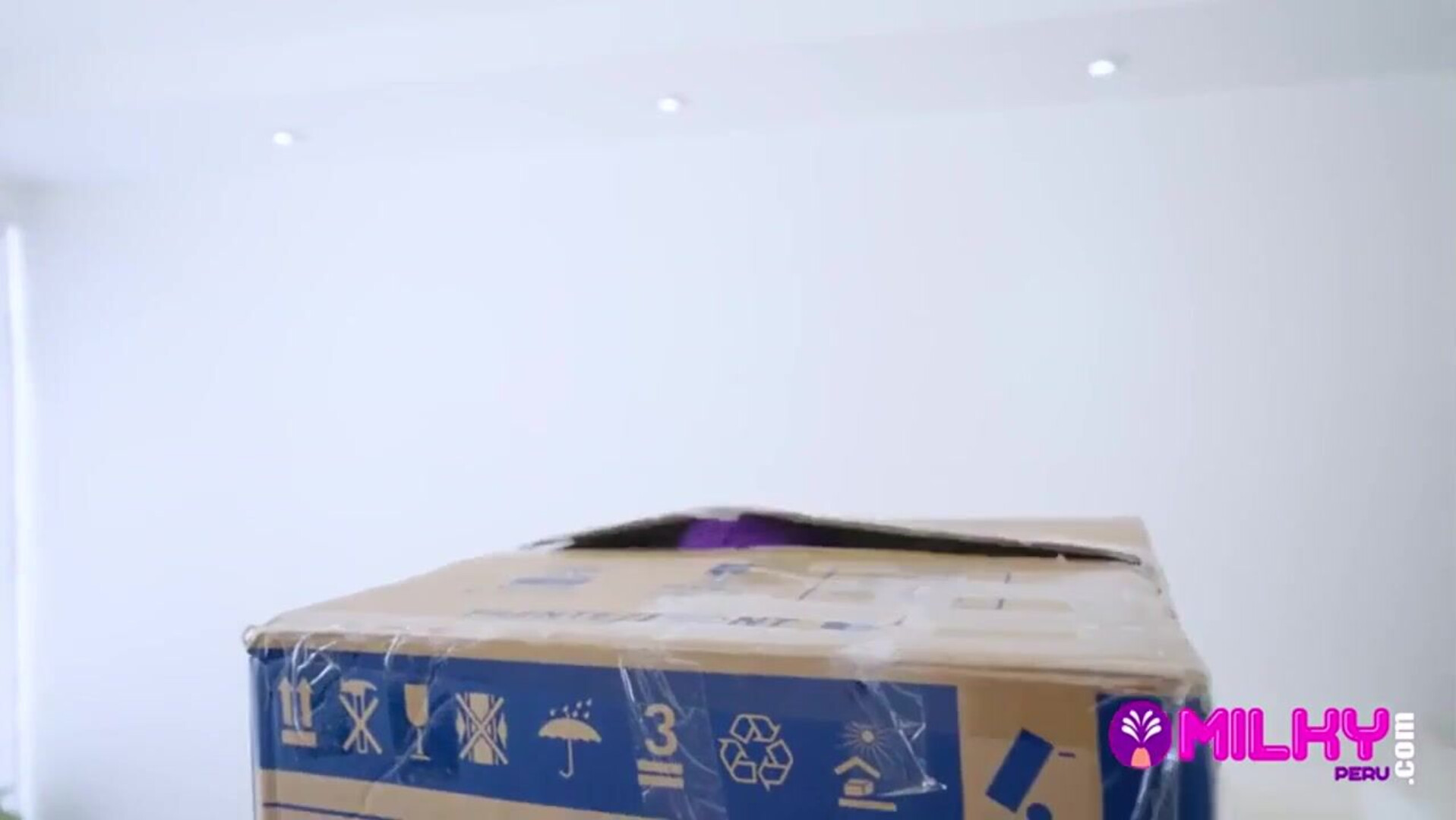 Maryam Hot Trío con mi tía cachonda - milf - gangbang - big tits - big ass - blowjob - blowjob double - latina - brunette - family