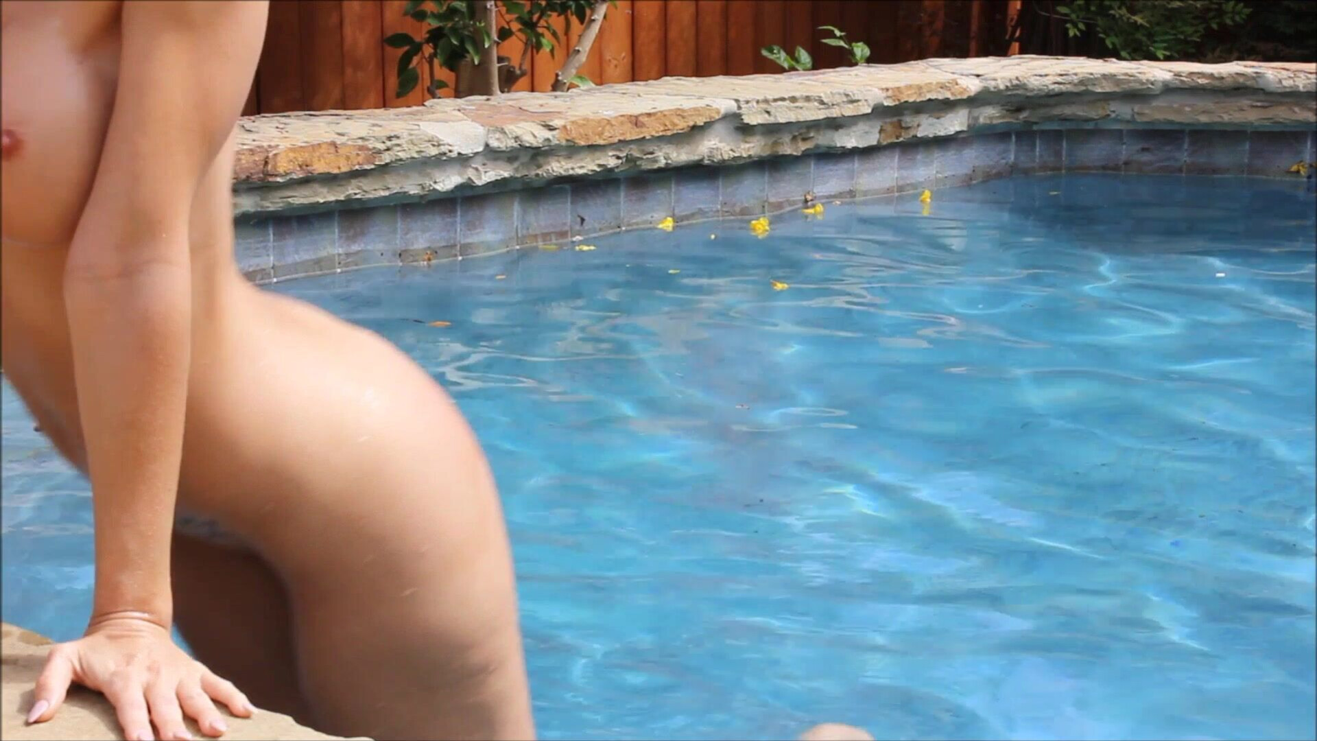 Miss Charlee Skinny Dip - solo - amateur - hd porn