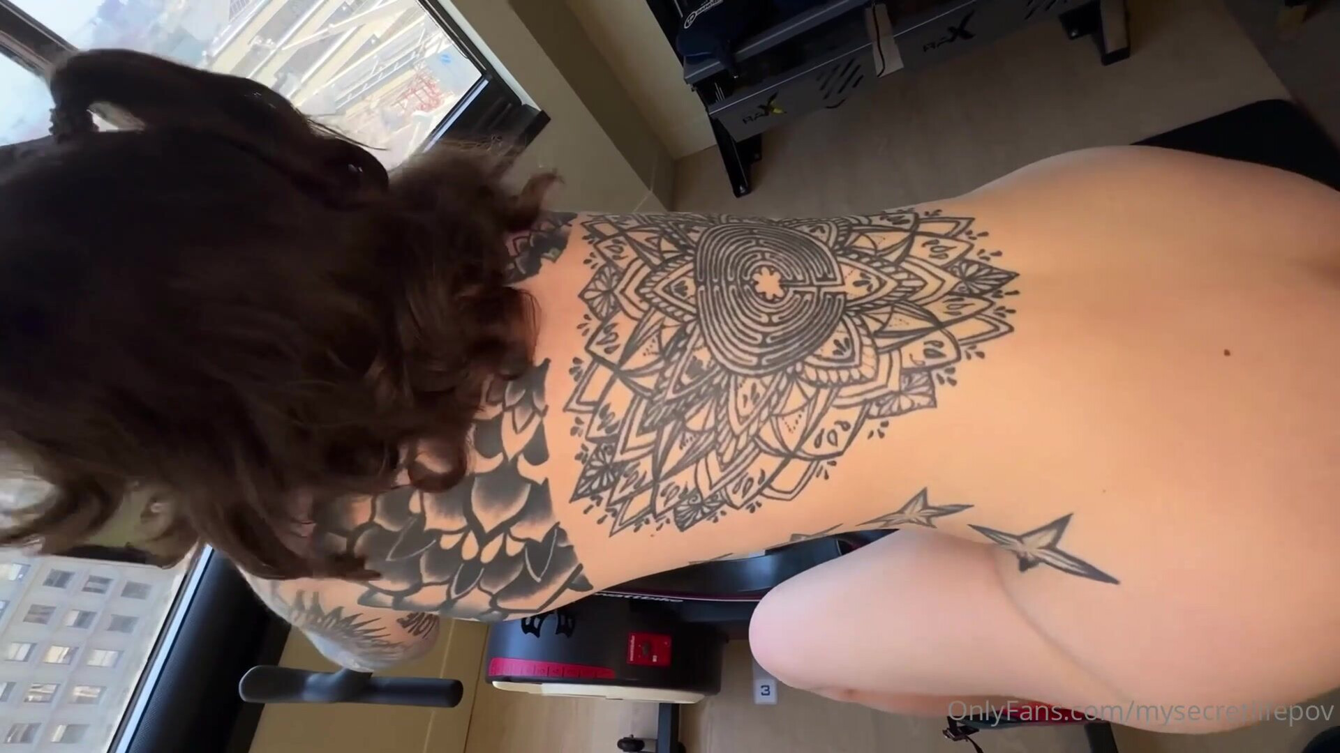 Often Elle Phat Ass For Sex Workout - babe - brunette - hardcore - amateur - workout - tattoos