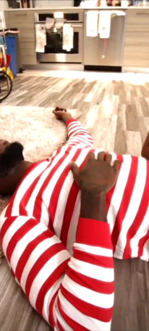 Sarai Minx Christmas Special - sarai minx - black - ebony - brunette - gray eyes - big tits - blowjob - anal - hardcore - tattoo