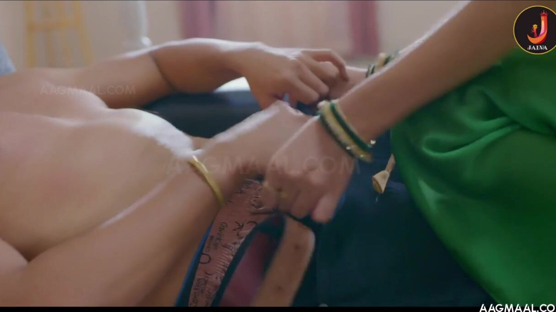 Tamboo Me Bamboo Season 01 Episode 04 (2024) Jalva Hindi Hot Web Series - sanandabanerjee - chandrimabanerjee - gargikhakhalary - priyagamre - bhartijha - leenasingh - prajaktajahagirdar - kairashehga