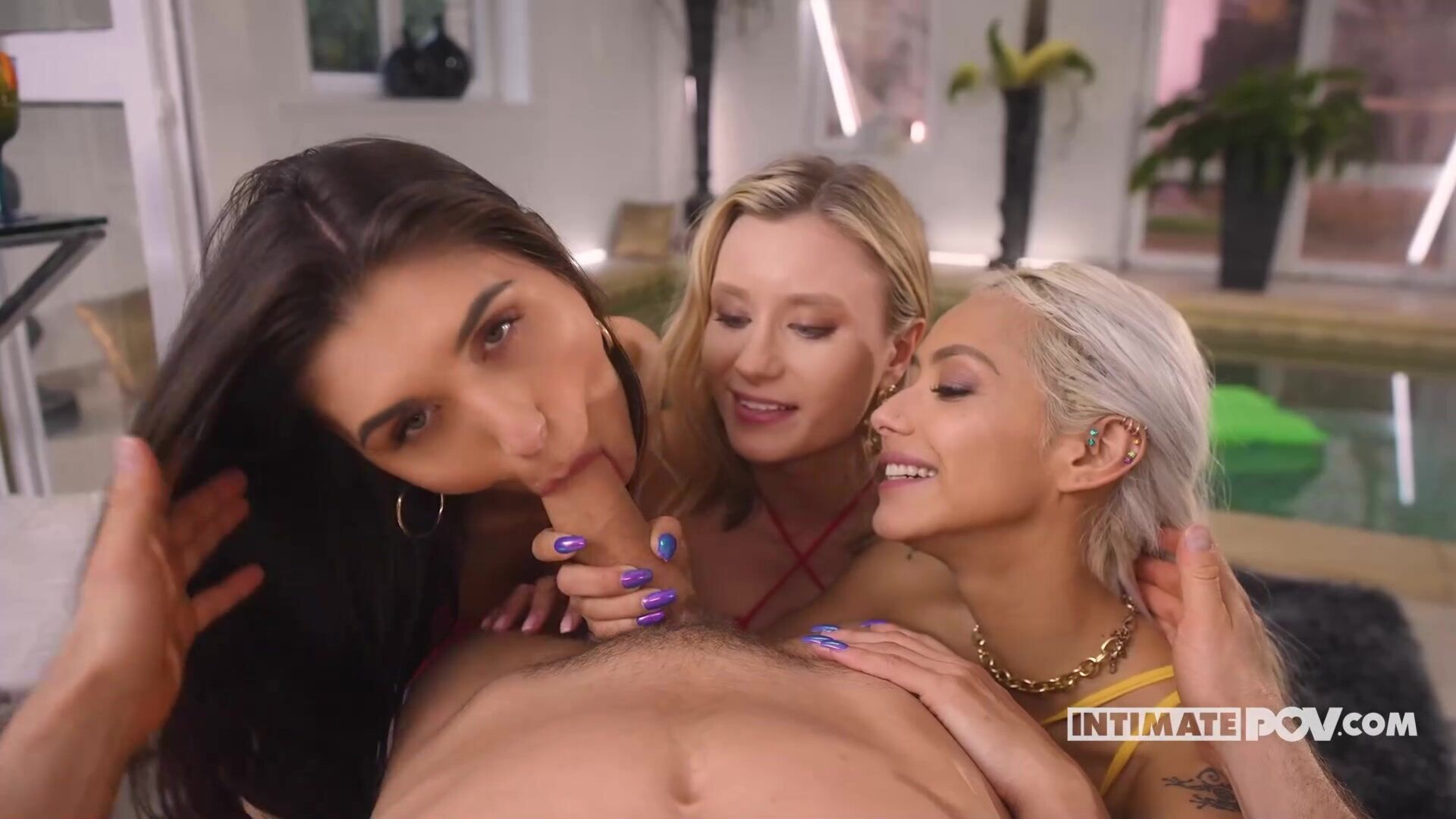 Veronica Leal, Jadilica, Lily Blossom Poolside Foursome - big ass - big tits - blowjob - sex - fuck