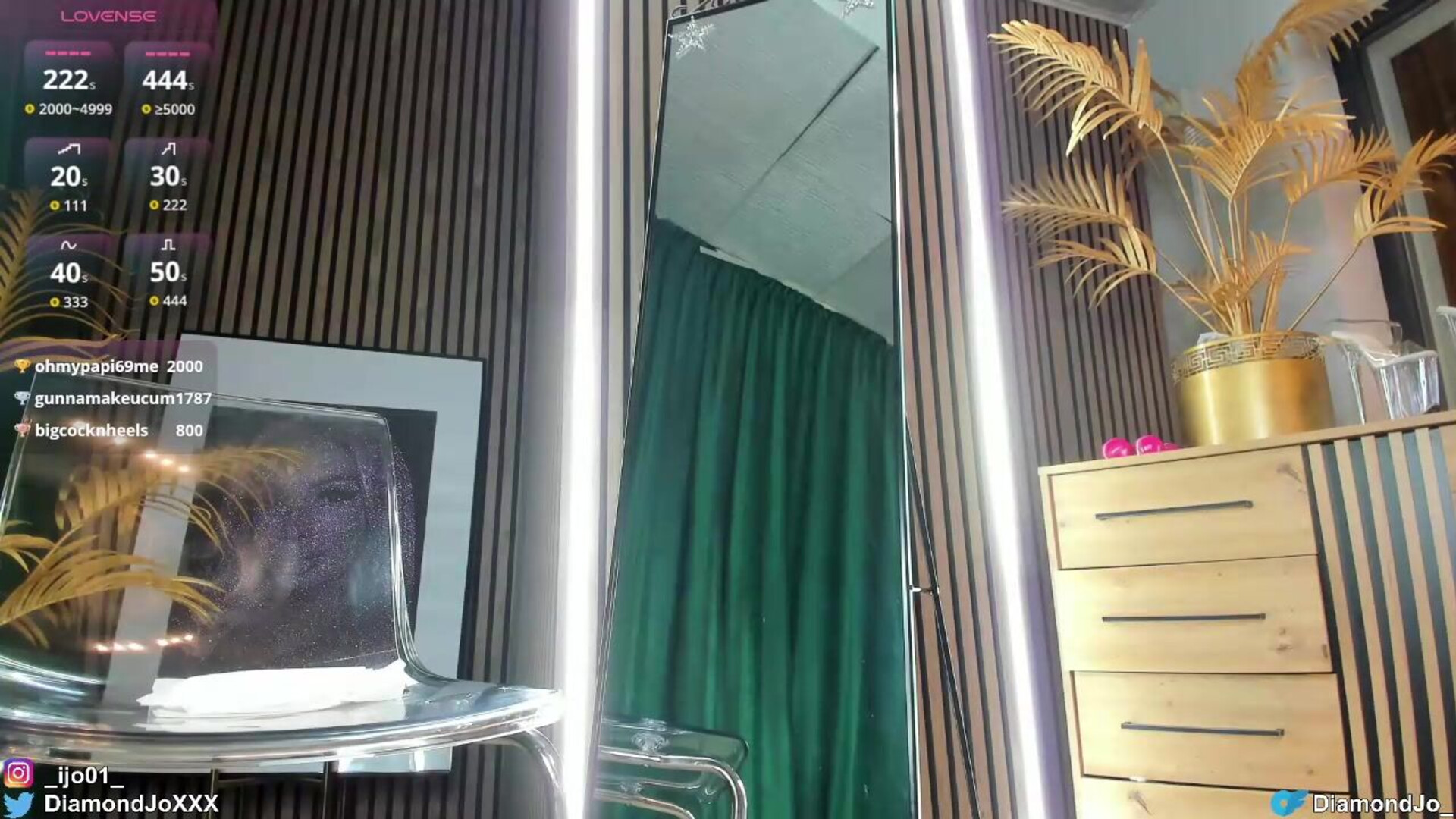 diamond jo 2026 01 02 20h32m43s - webcam