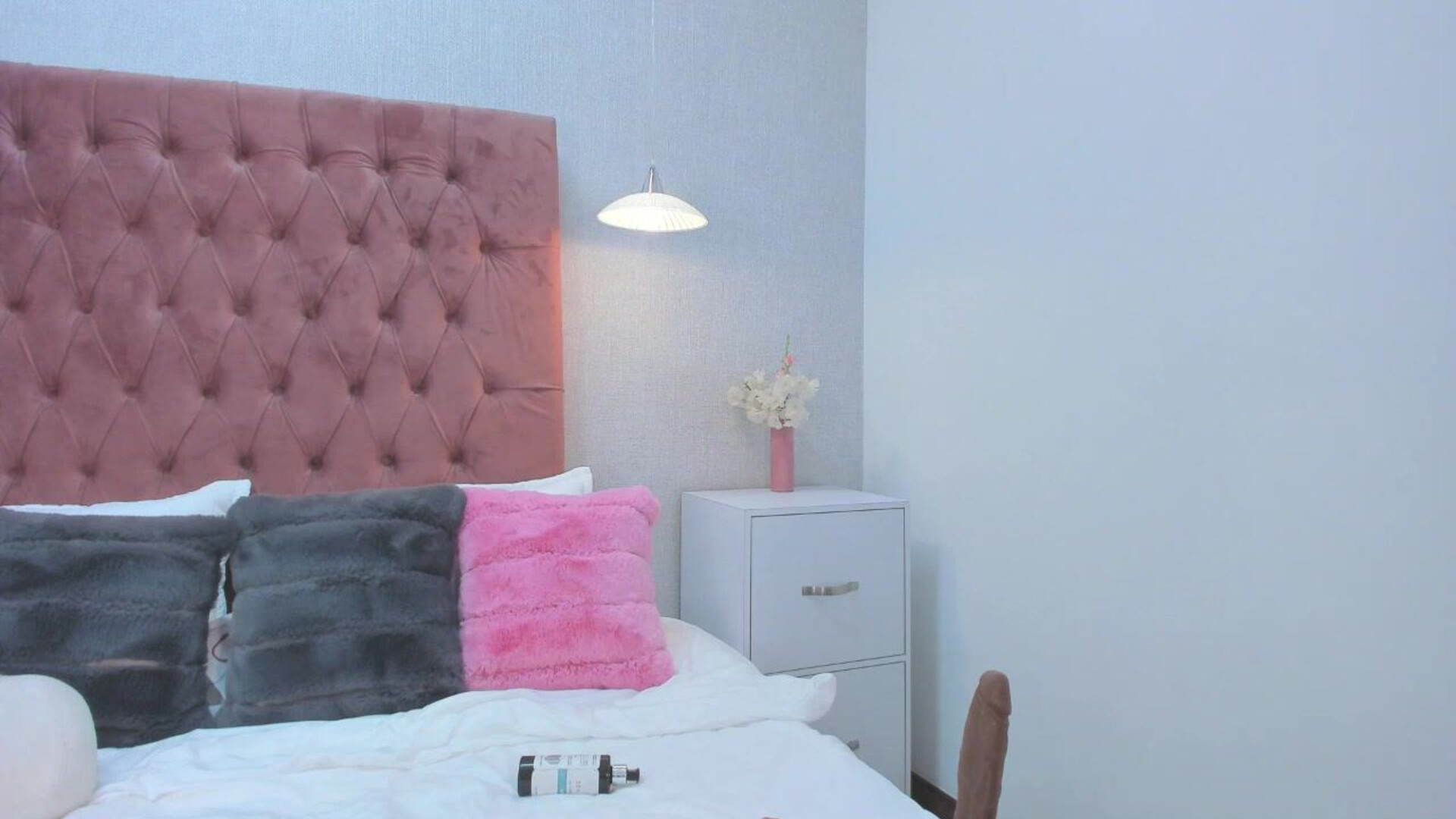 meganchase 2025 11 23 19h02m14s - webcam