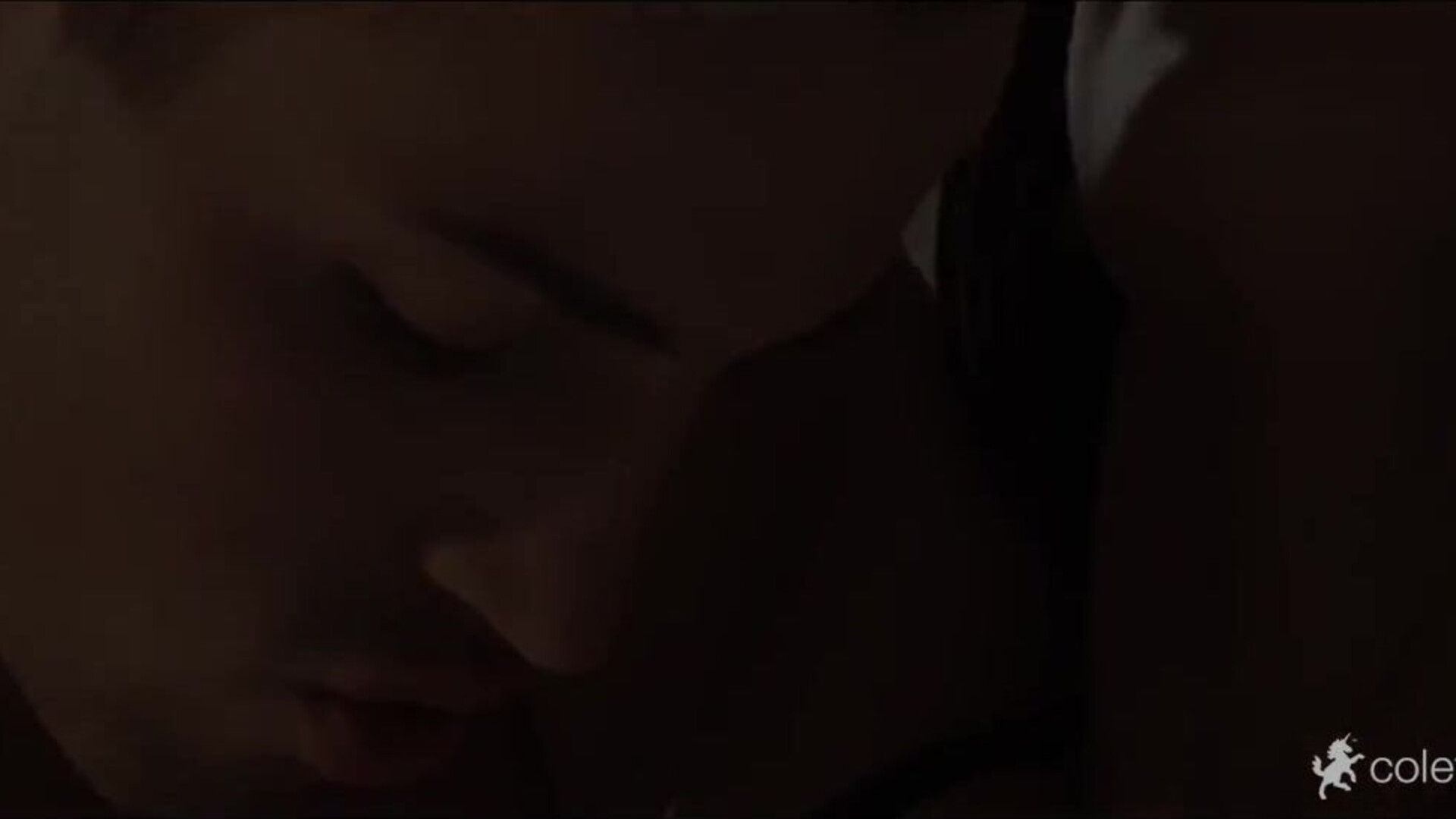Alexa Tomas Standing Still - tied - standing