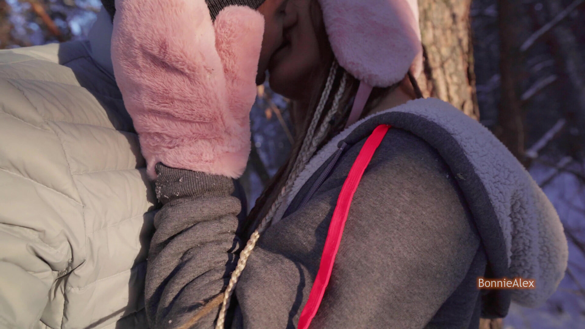 Bonniealex We Play Snowballs And Fuck In The Snowy Forest - amateur - hardcore - public