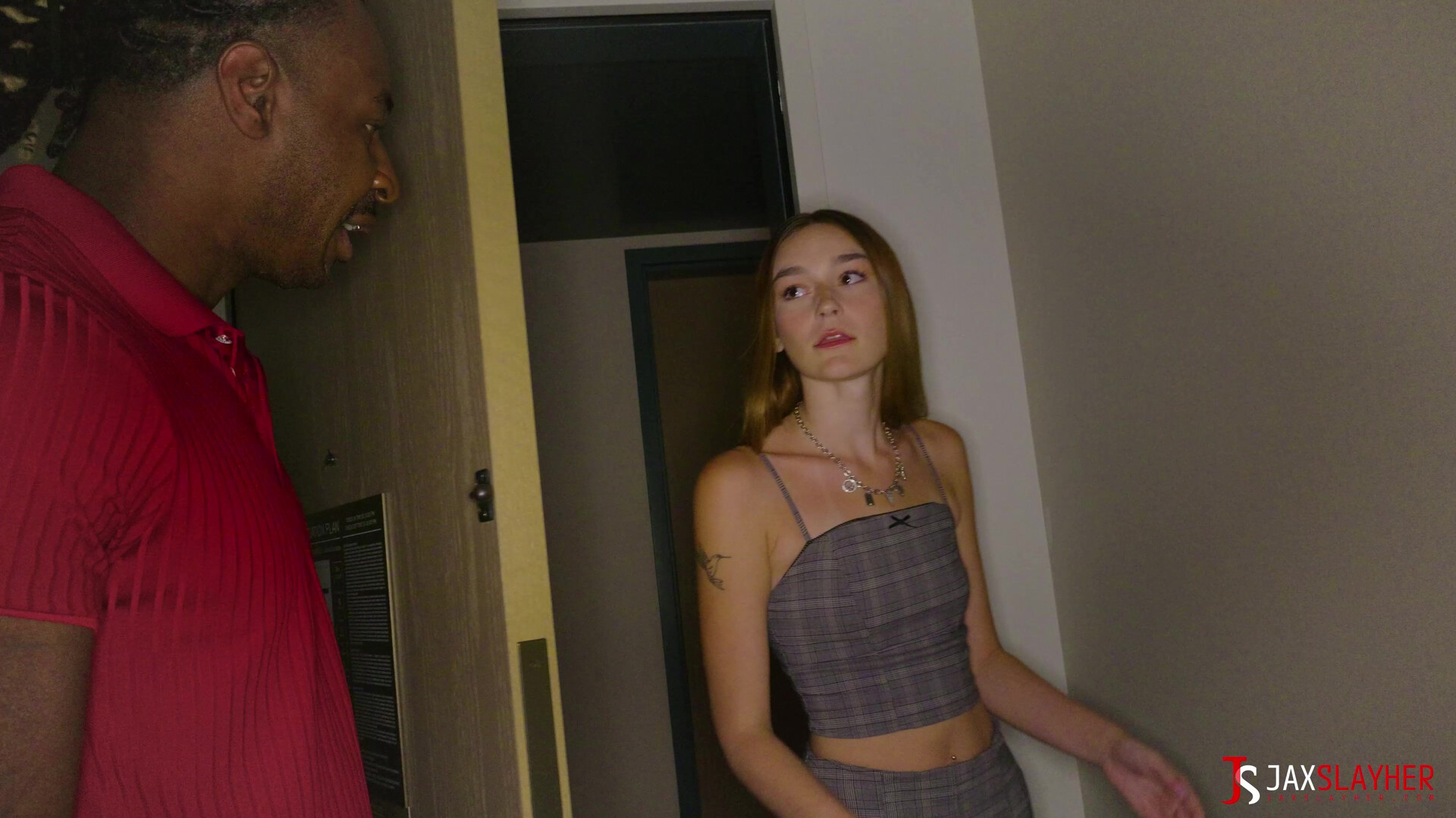 Della Cate JaxSlayher - 4k