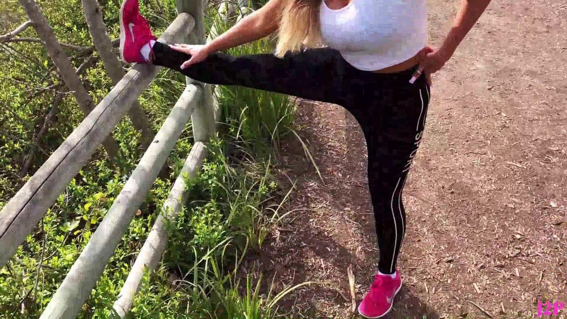 Jessicas Temptations Naughty Jogger Hookup - pov - blowjob - amateur