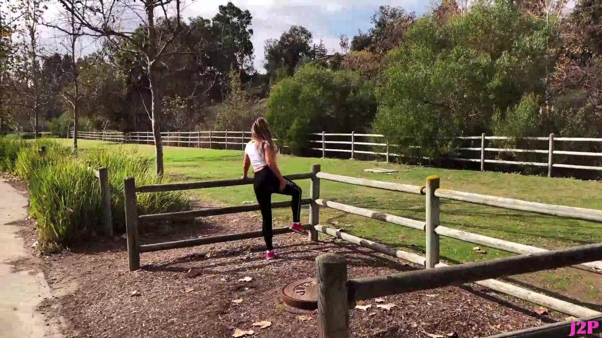 Jessicas Temptations Naughty Jogger Hookup - pov - blowjob - amateur